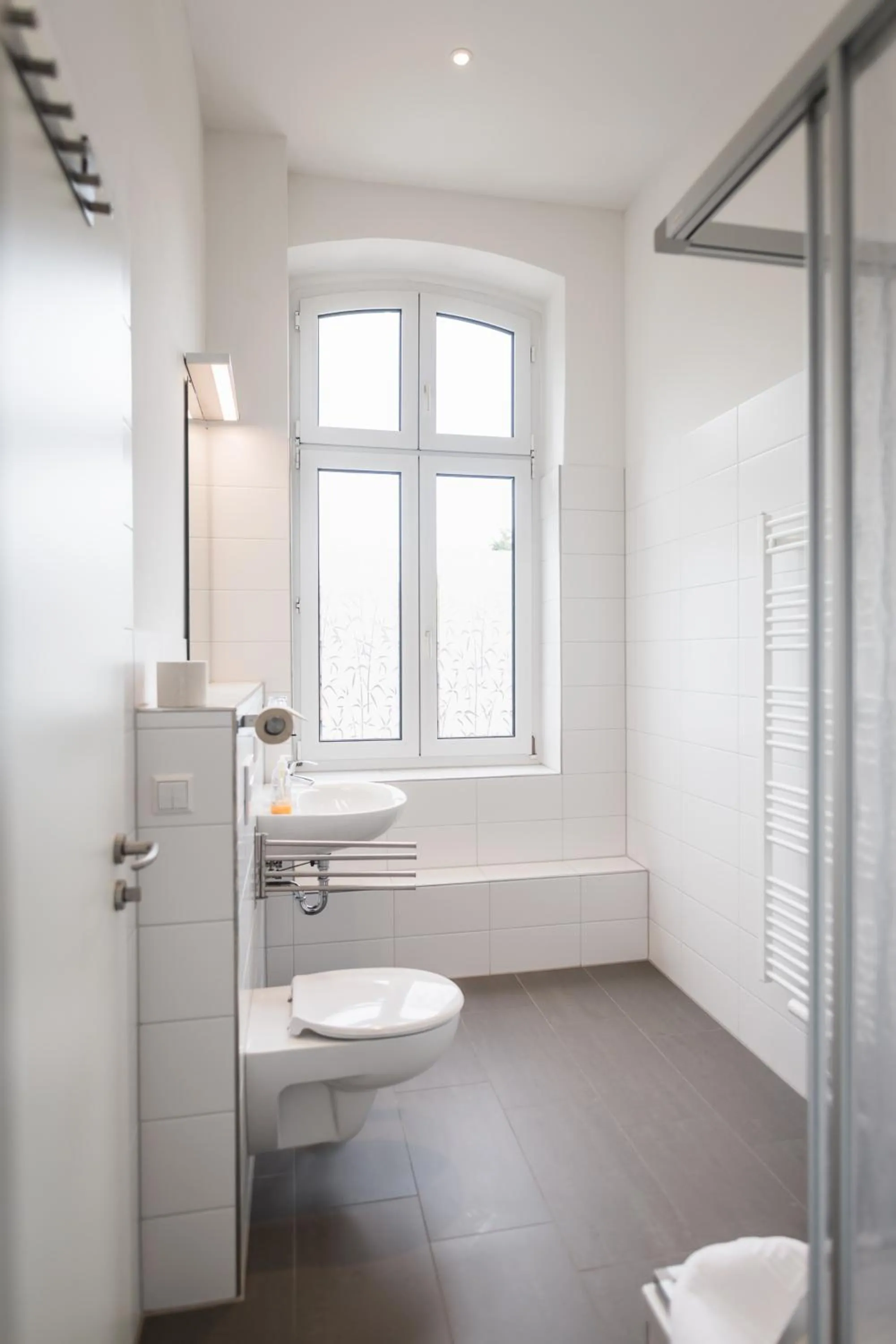Bathroom in Johanniterhaus Wittenberg