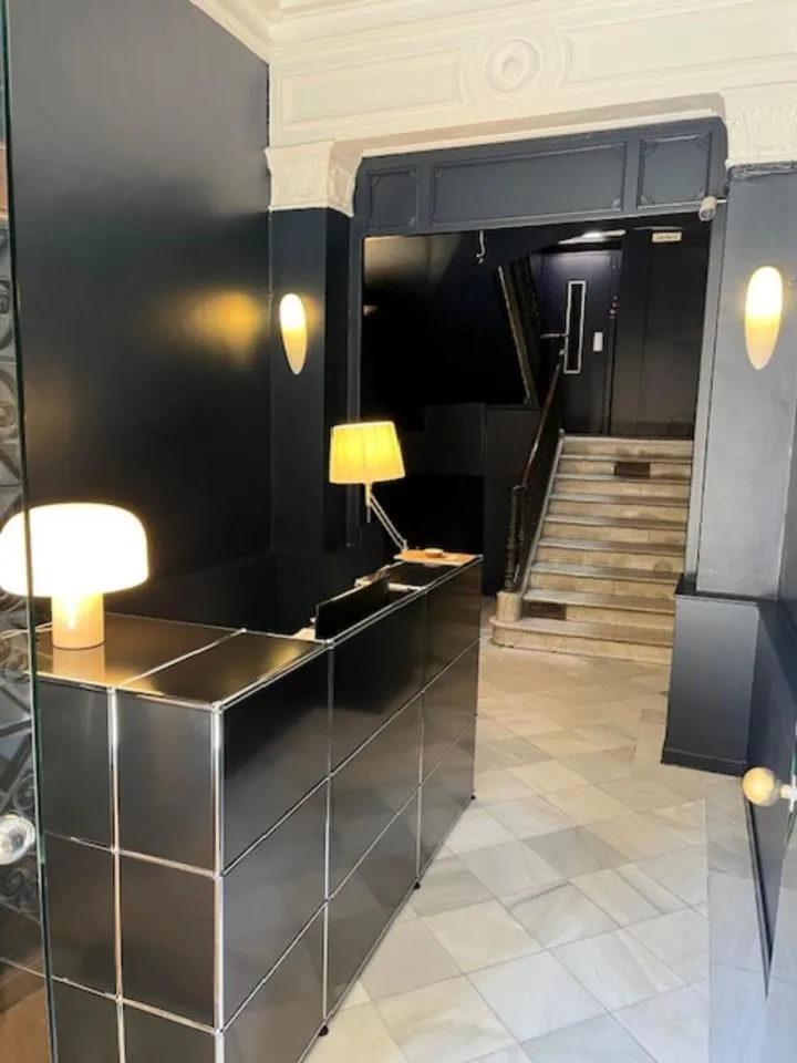 Lobby or reception in Hostal Iznájar Barcelona