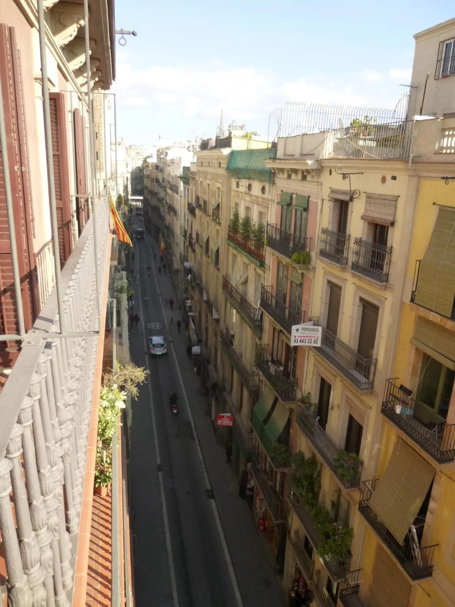 Street view in Hostal Iznájar Barcelona