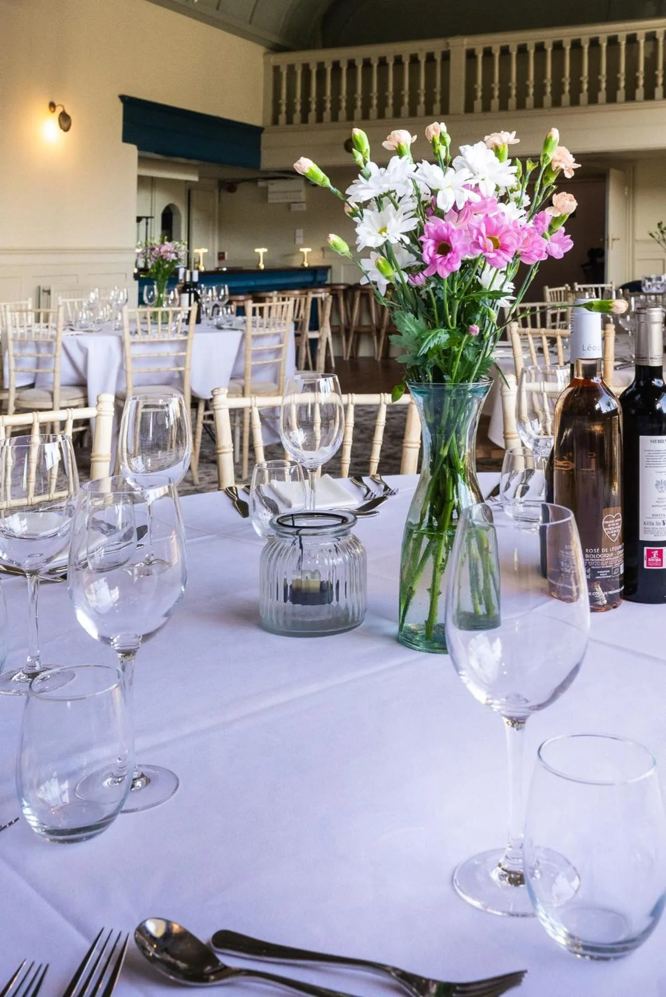 Food and drinks in Cliftonville Hotel