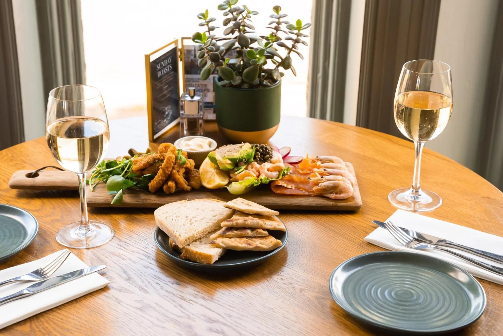 Food and drinks in Cliftonville Hotel