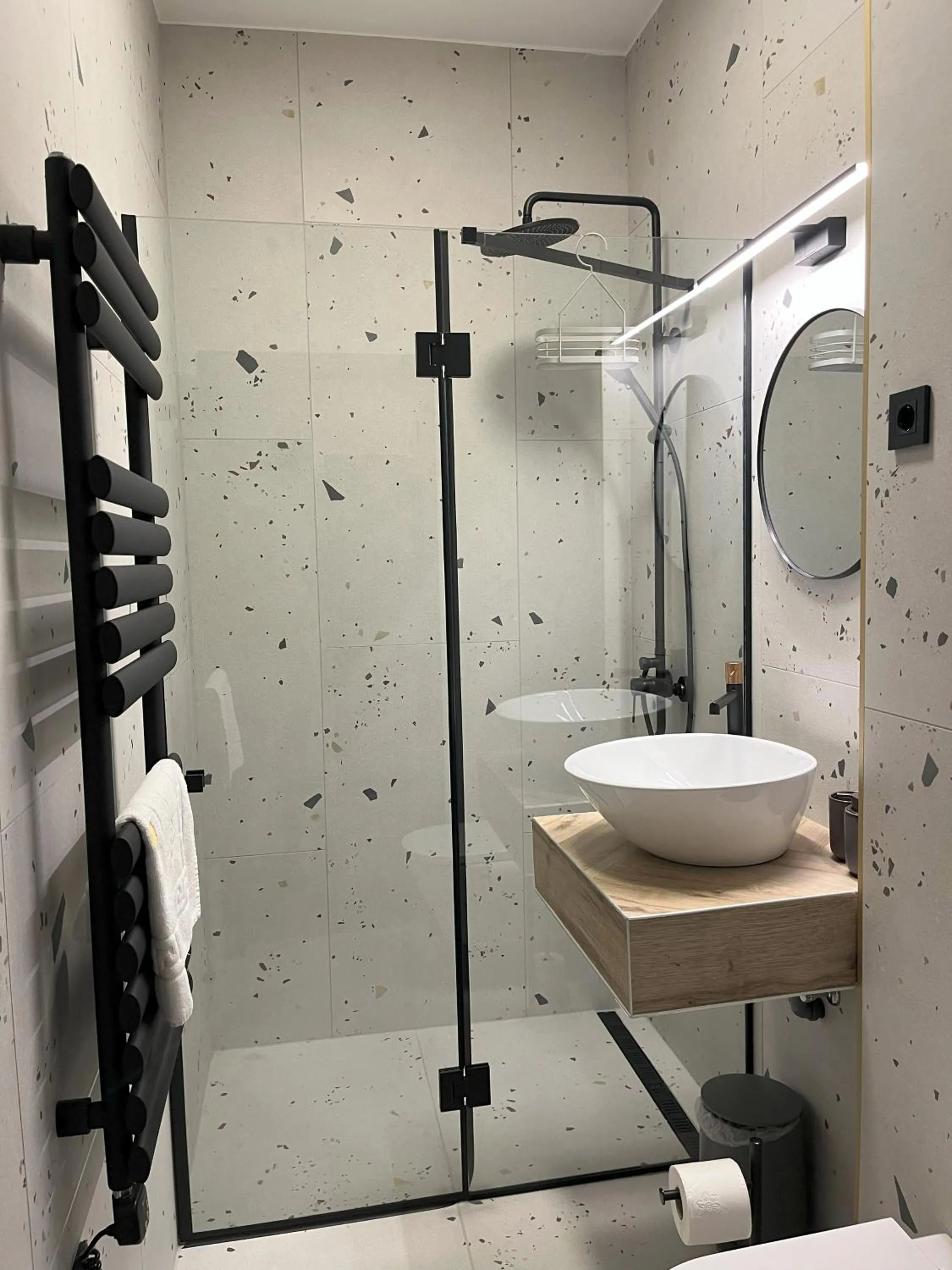 Shower in Park Hotel Sóstó