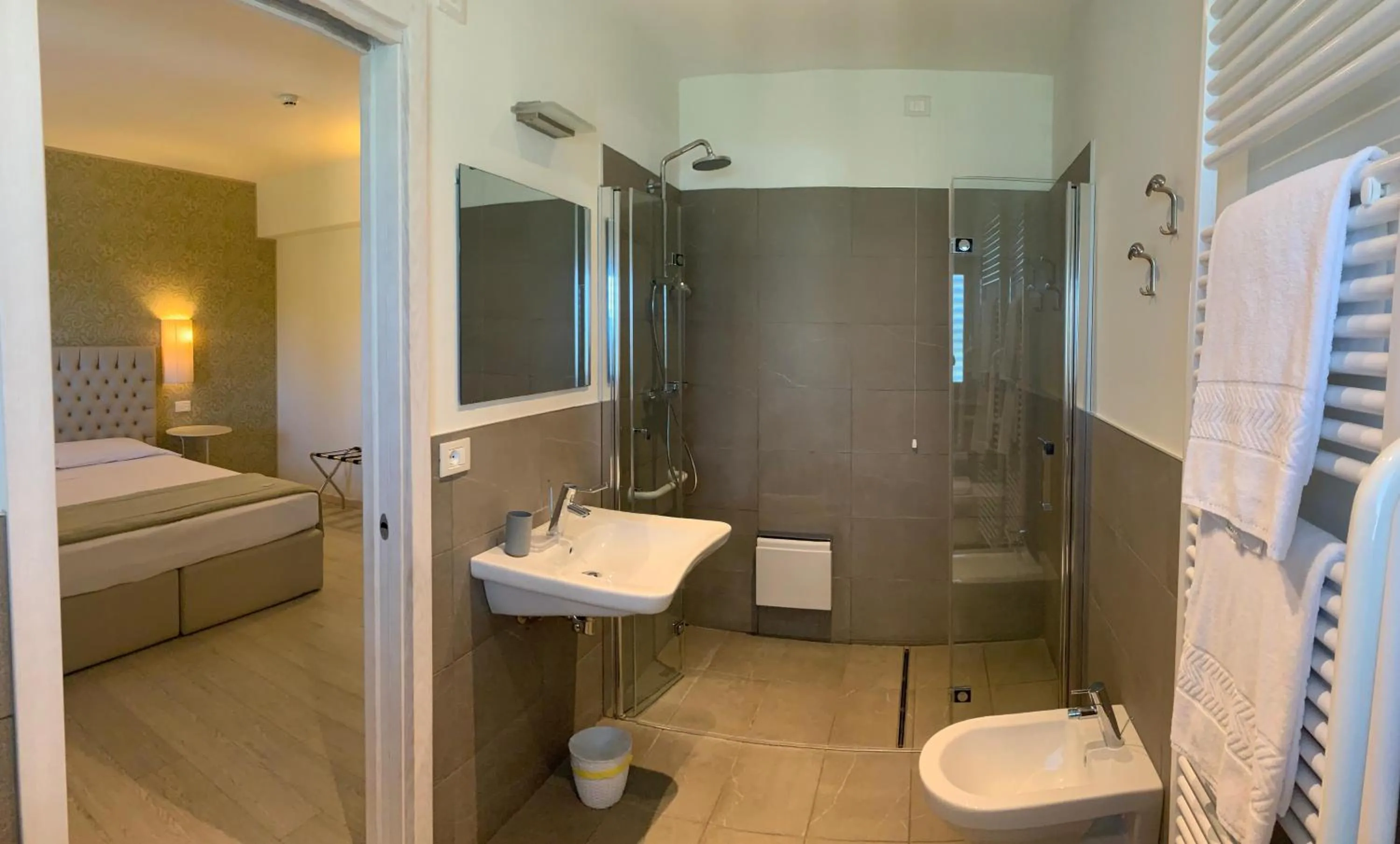 Bathroom in Nuova Opera Rooms & Apartment