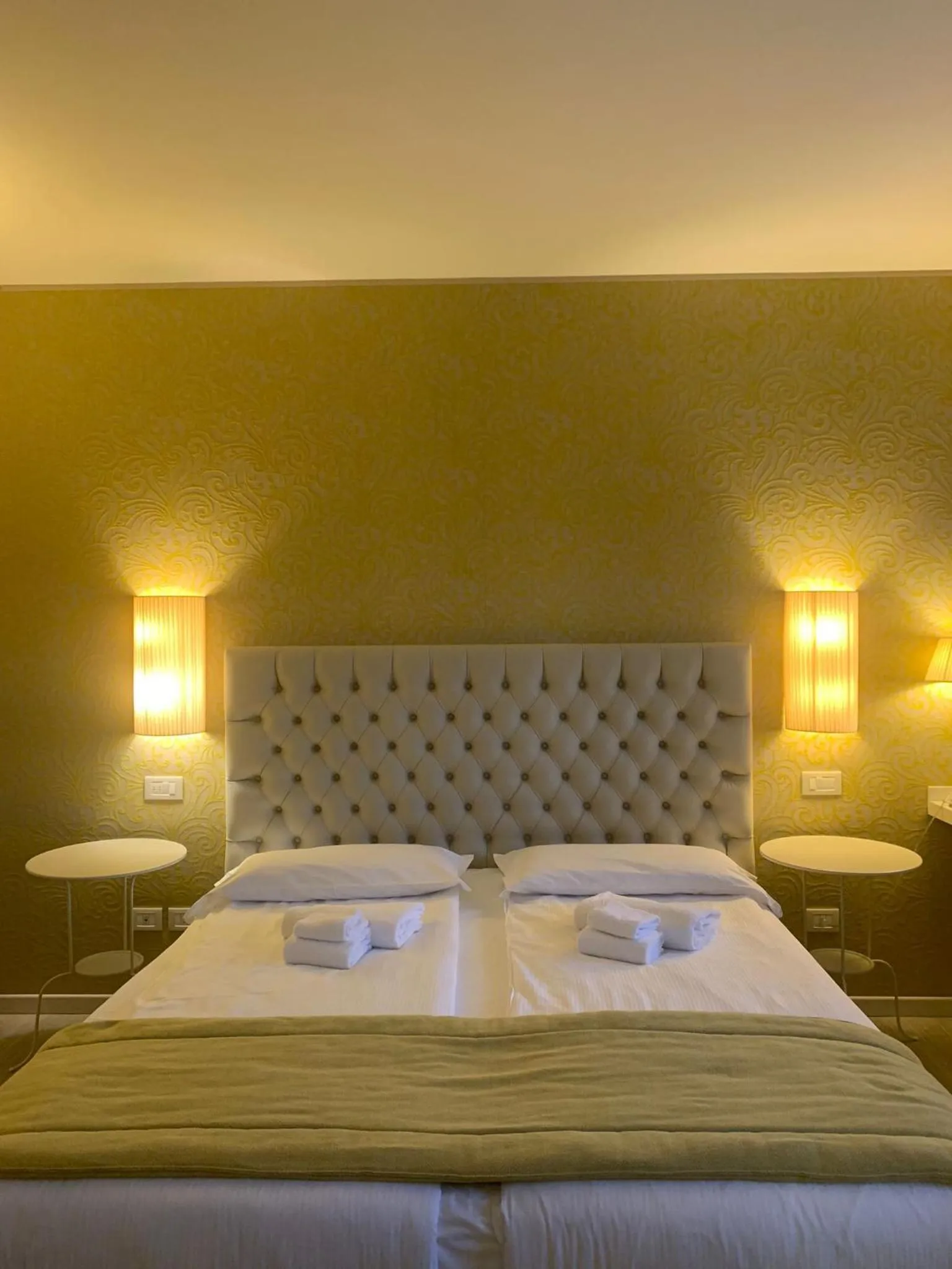 Bedroom, Bed in Nuova Opera Rooms & Apartment