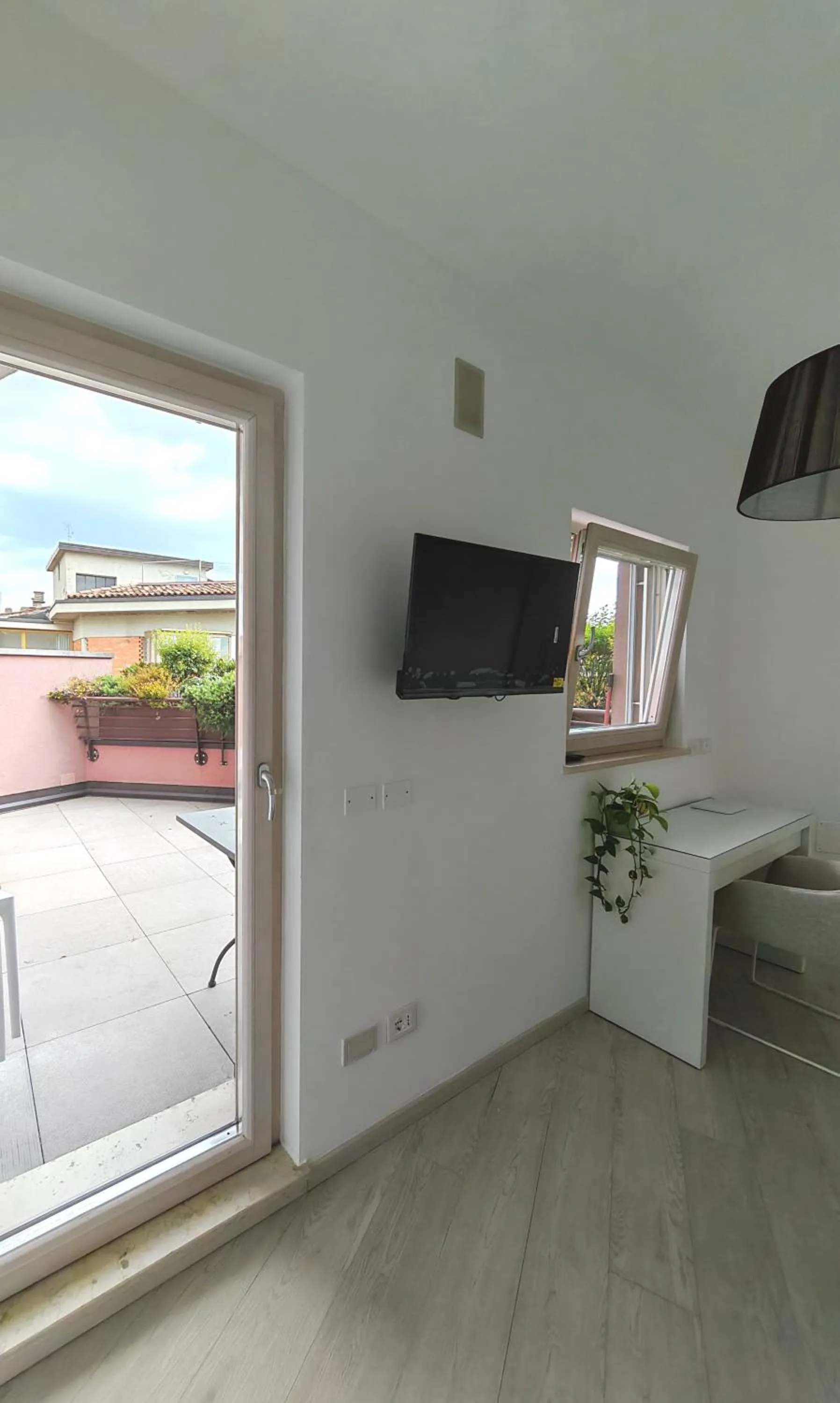 Balcony/Terrace in Nuova Opera Rooms & Apartment