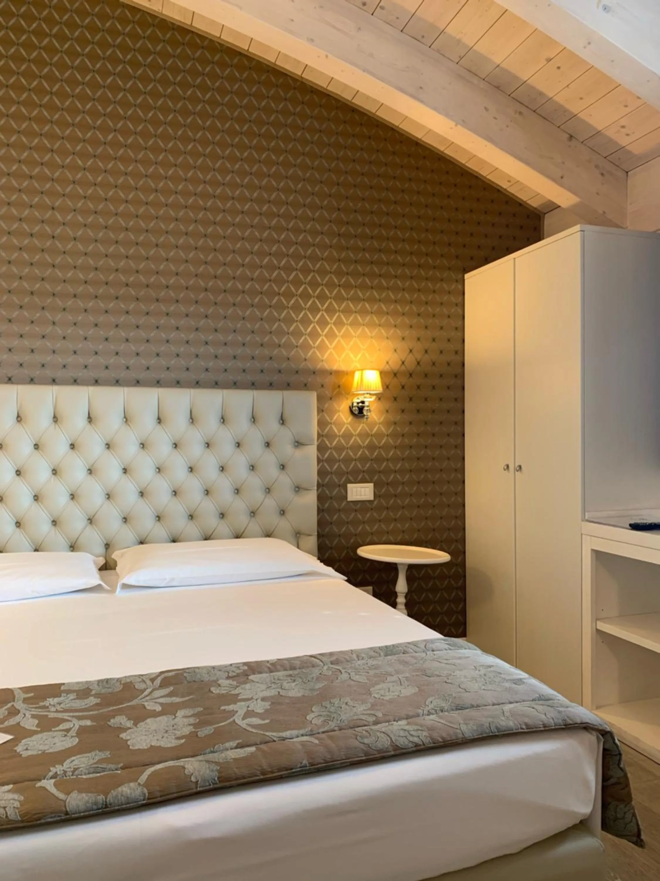 Bed in Nuova Opera Rooms & Apartment