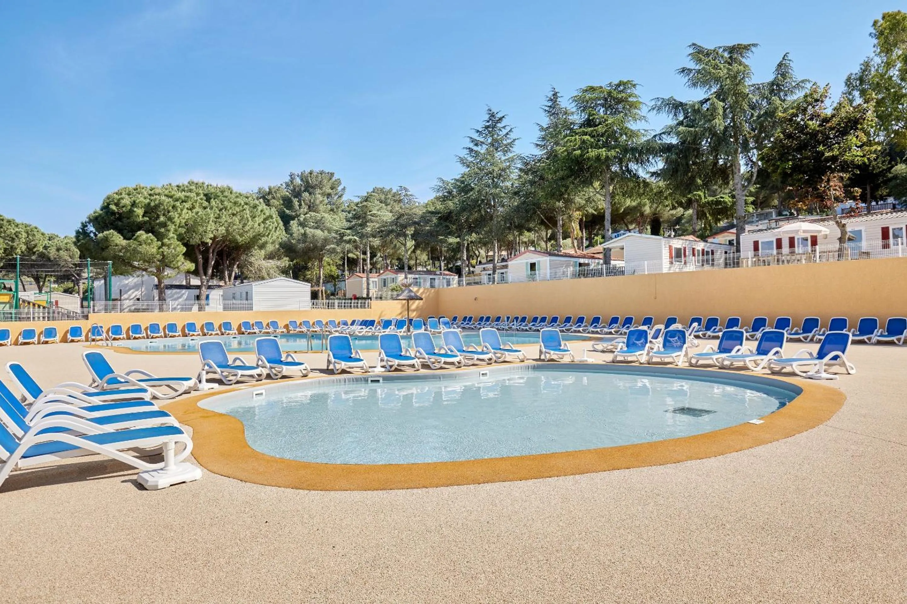 Swimming pool in Domaine Résidentiel de Plein Air Odalys La Pinède