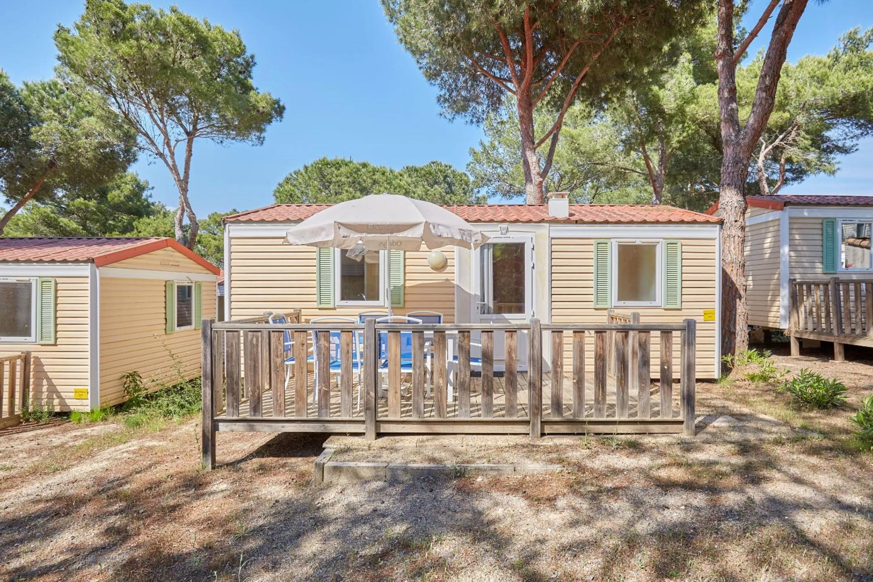 Property building in Domaine Résidentiel de Plein Air Odalys La Pinède