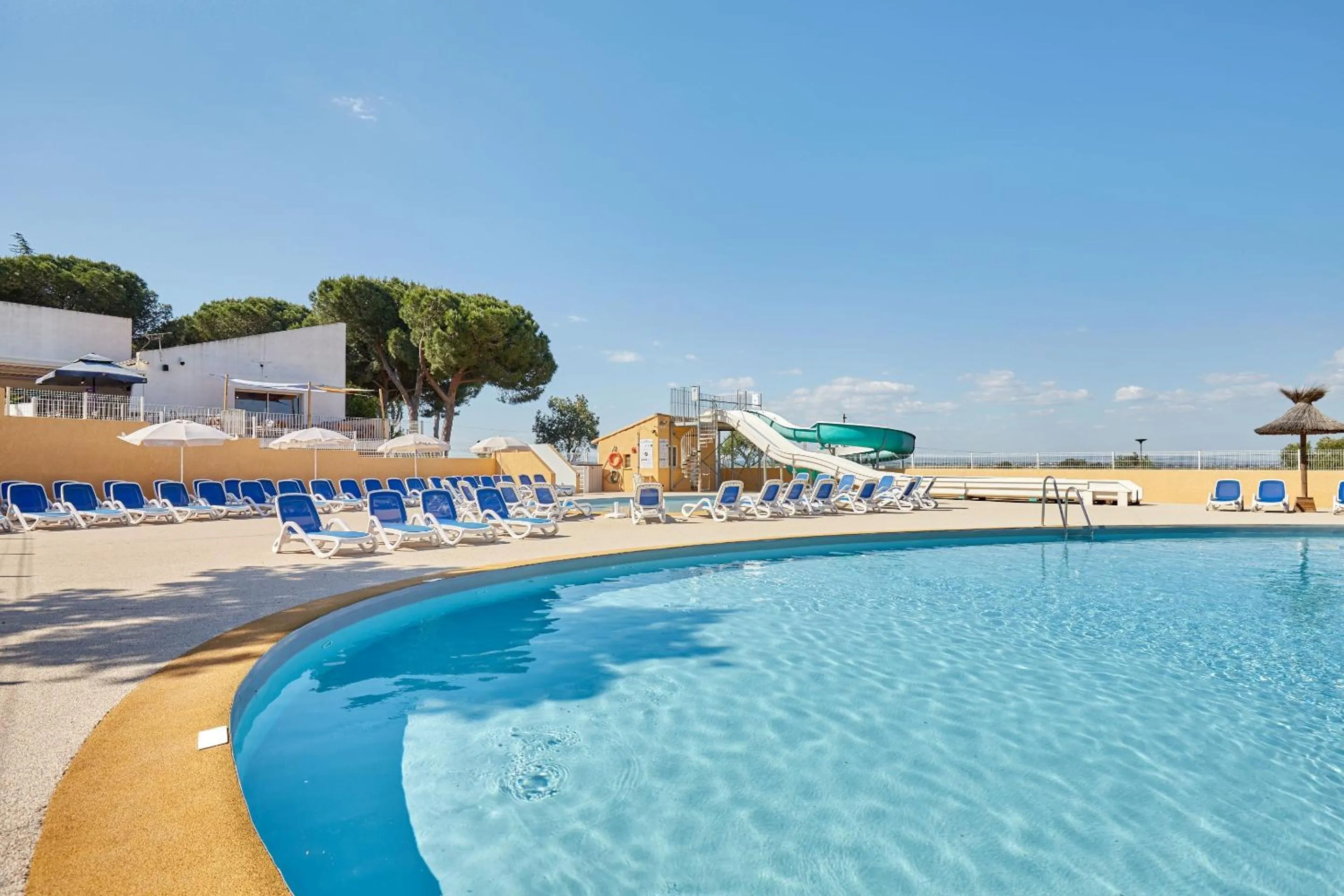 Swimming pool in Domaine Résidentiel de Plein Air Odalys La Pinède