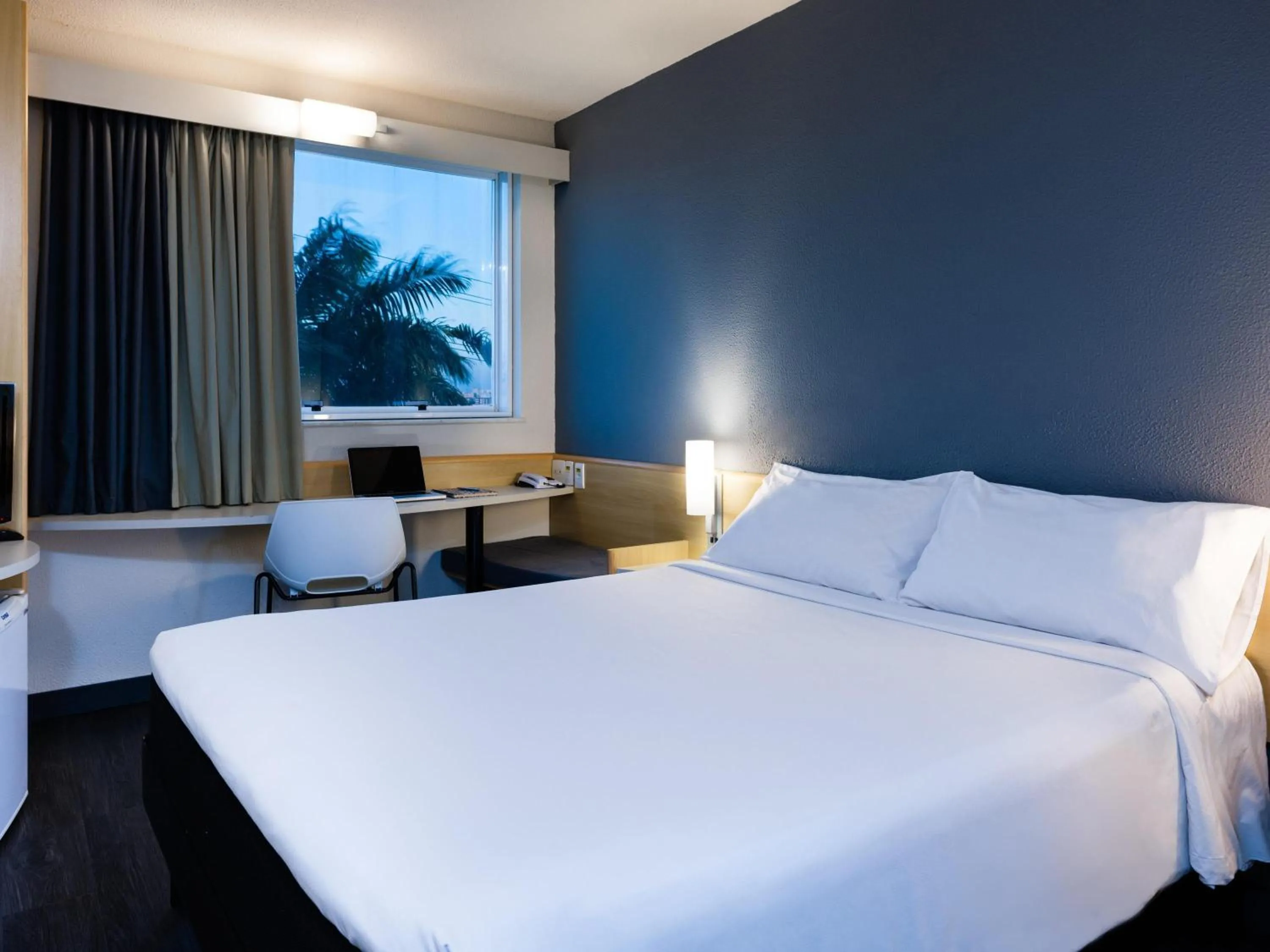 Bedroom, Bed in ibis Vitoria Aeroporto