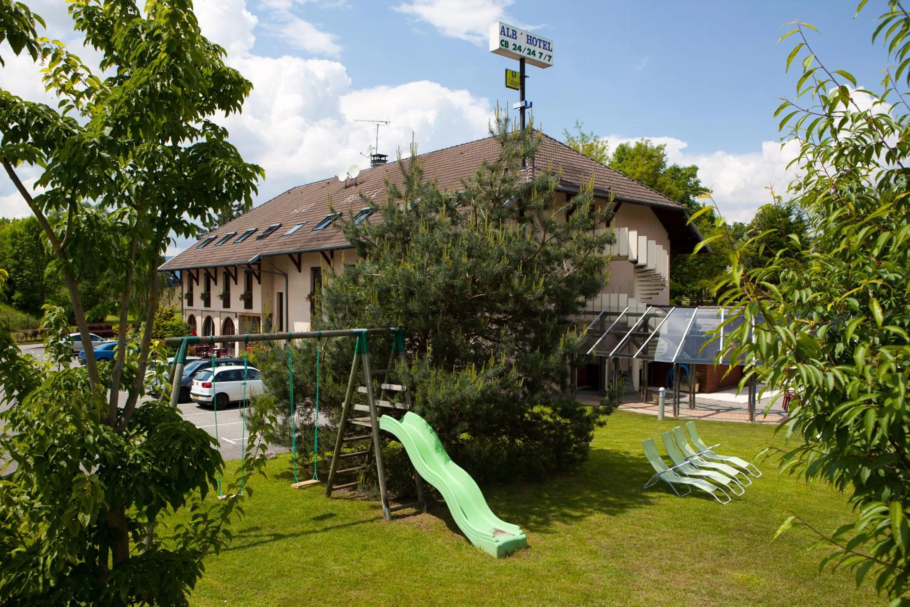 Facade/entrance in Logis Albhotel Grill