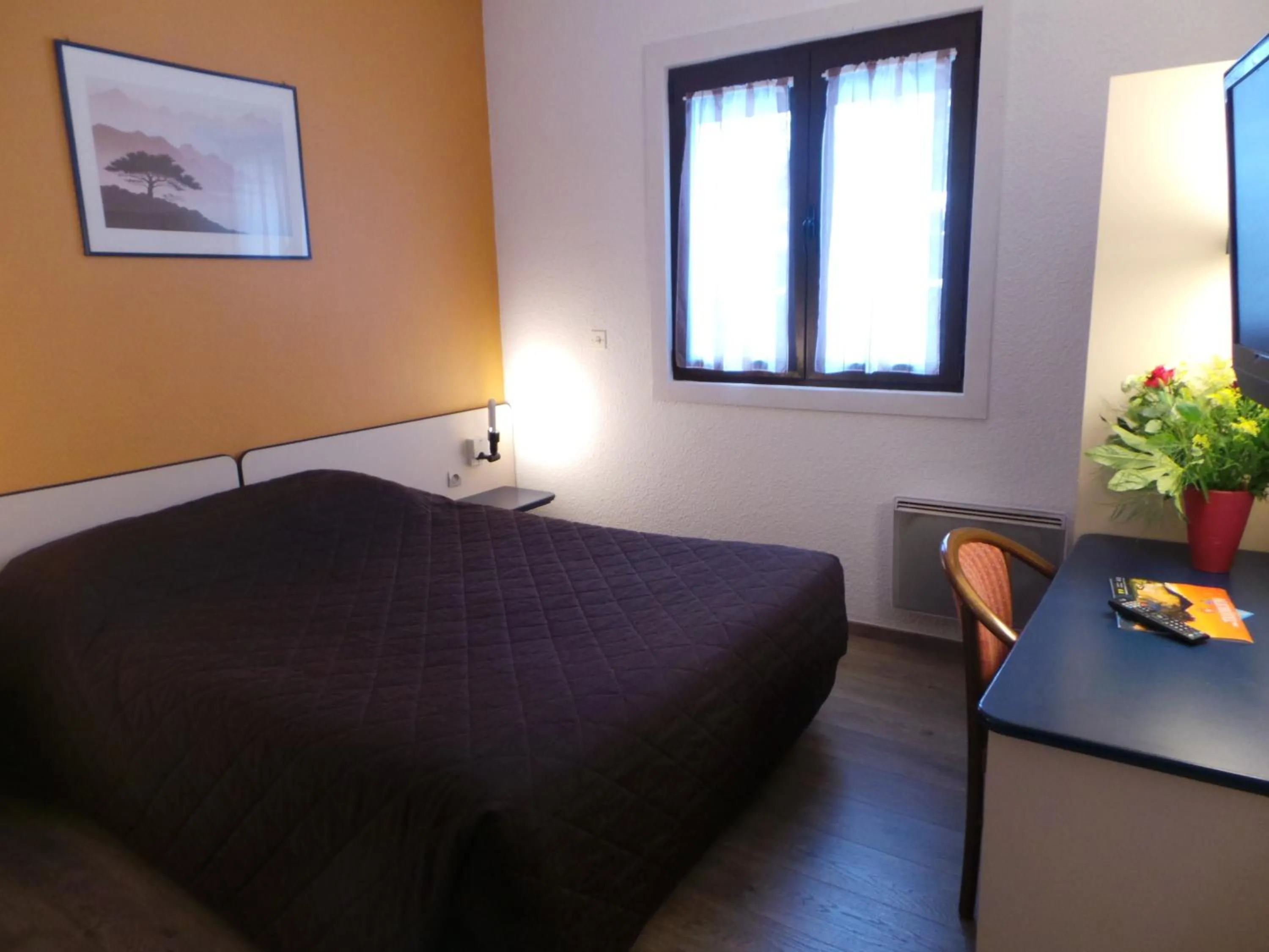 Bedroom, Bed in Logis Albhotel Grill