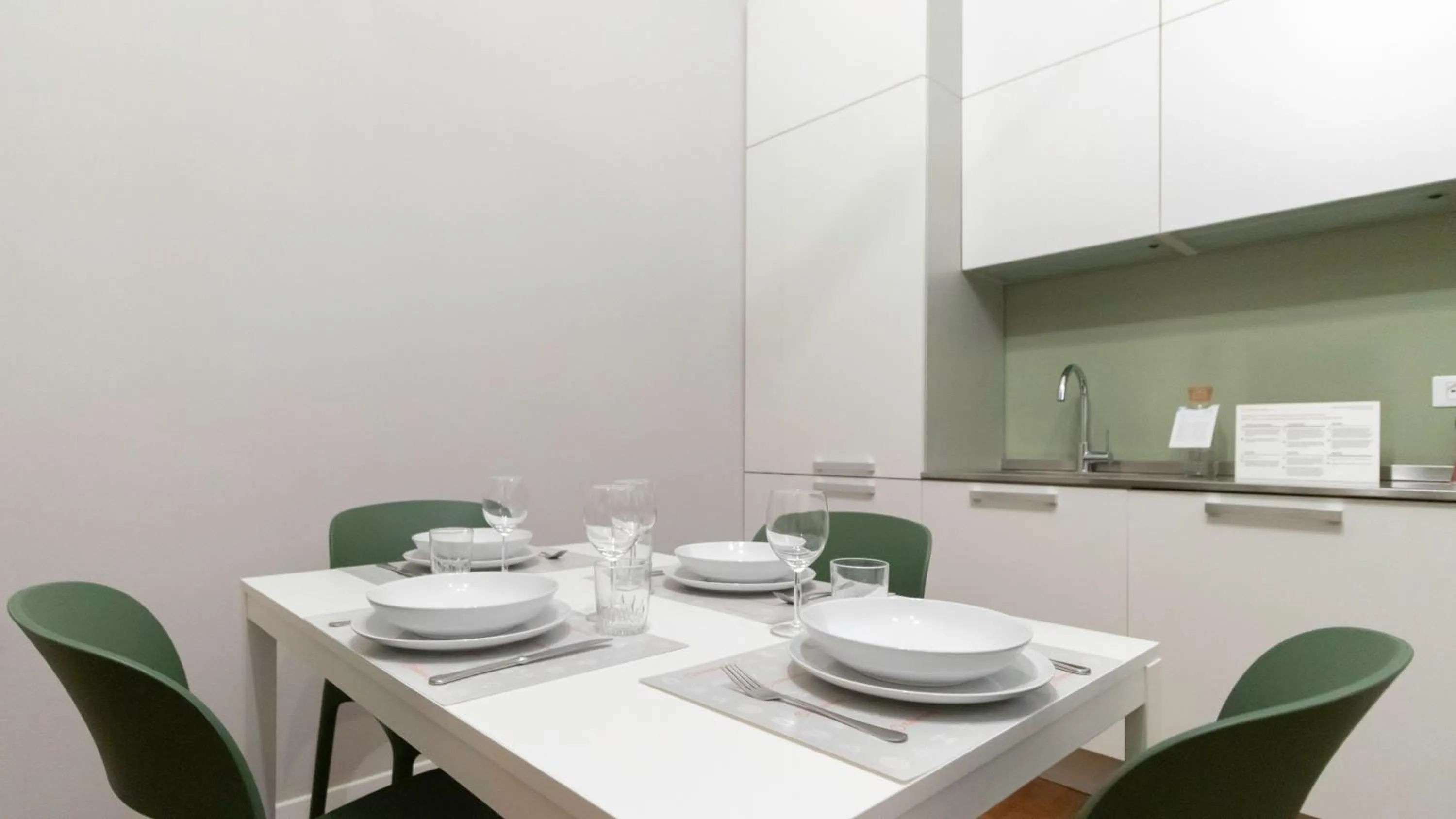 Dining area in Italianway - Piero della Francesca 19