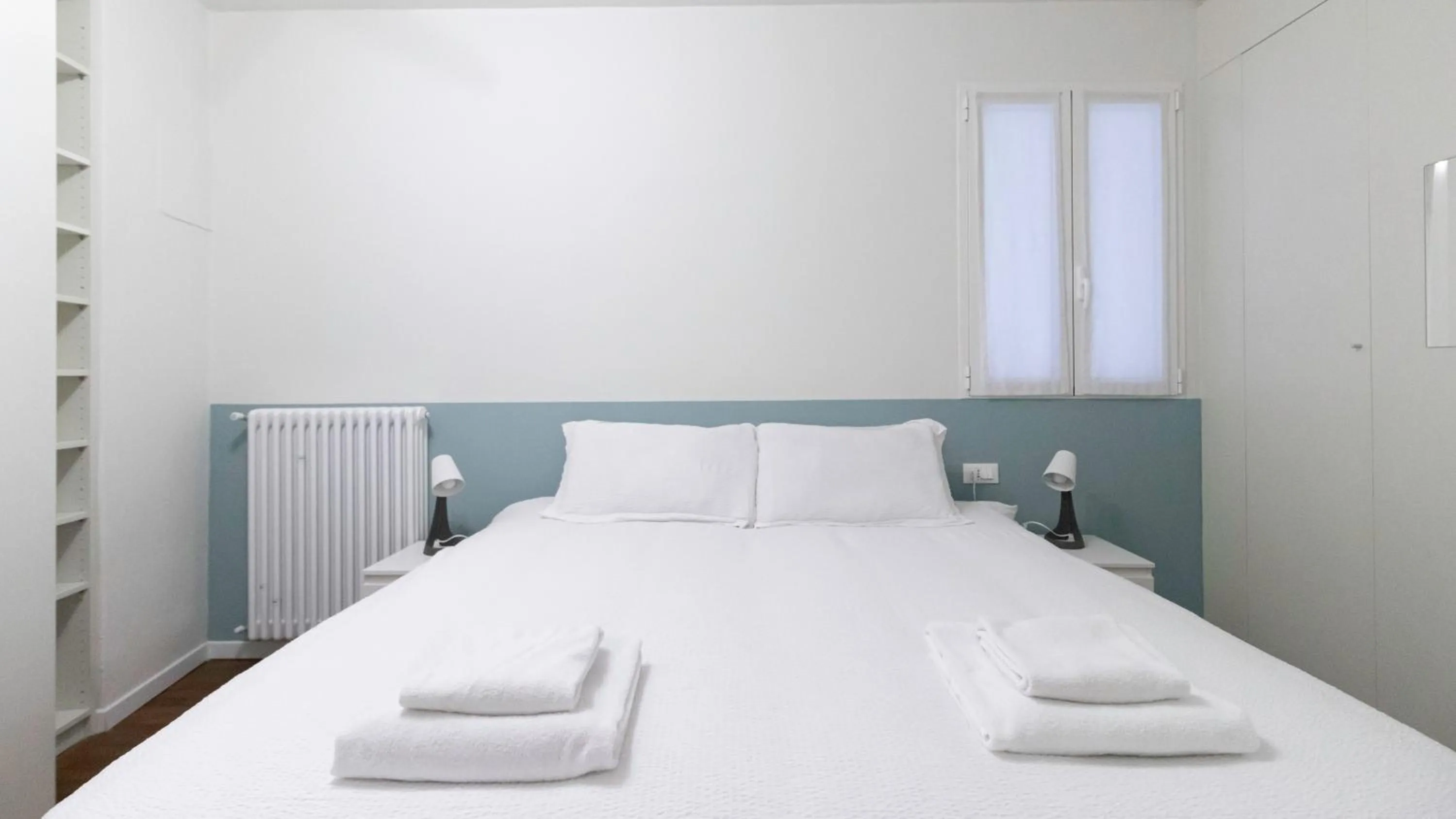 Bedroom, Bed in Italianway - Piero della Francesca 19