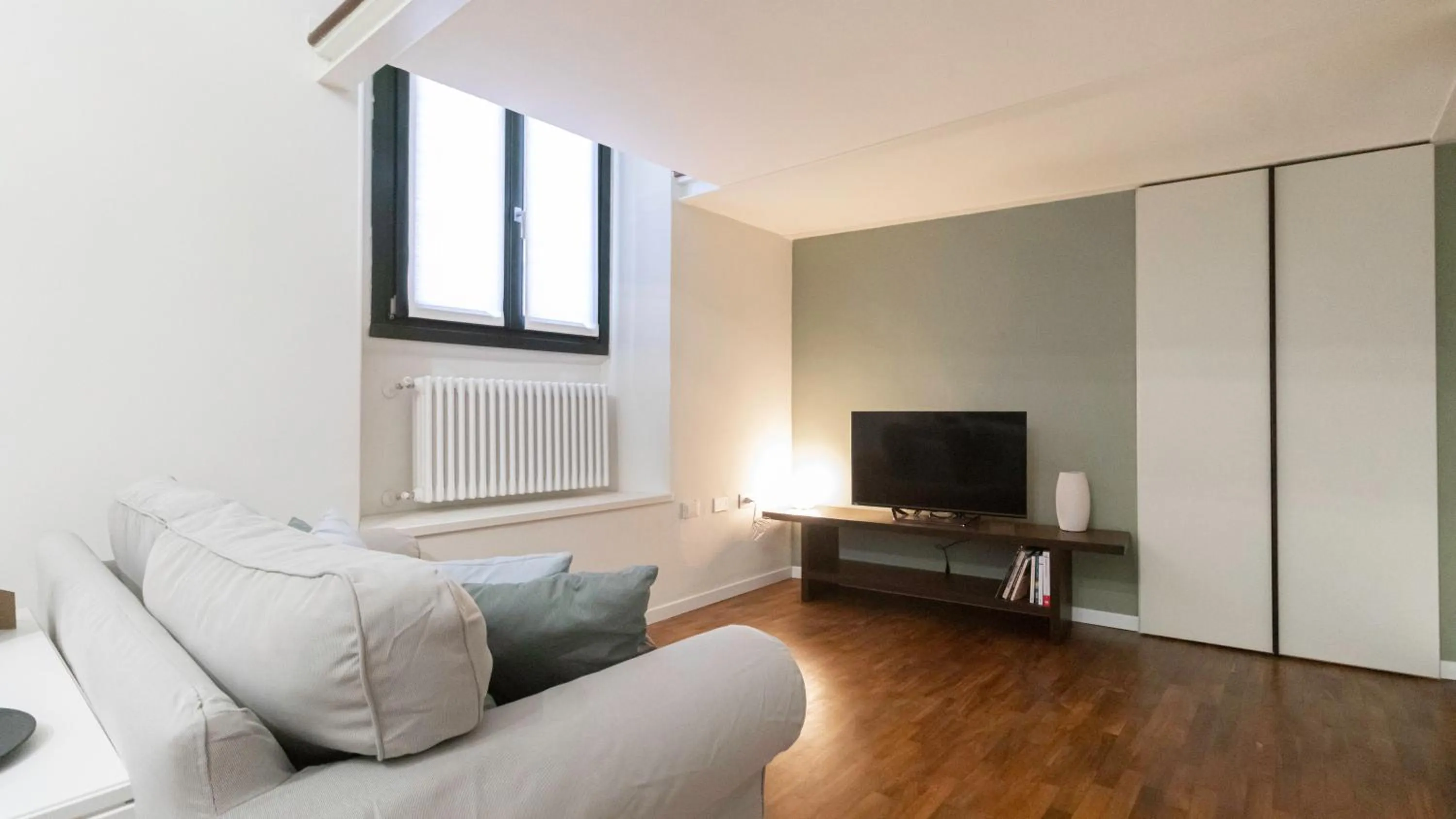 Living room in Italianway - Piero della Francesca 19