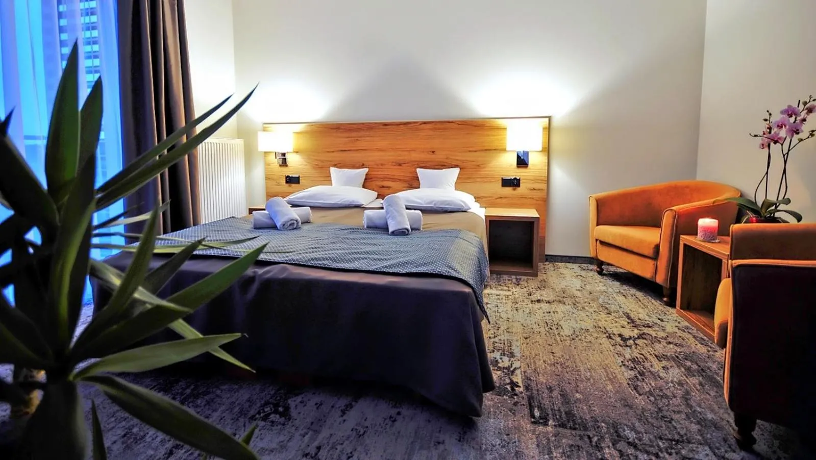 Photo of the whole room, Bed in Amberia