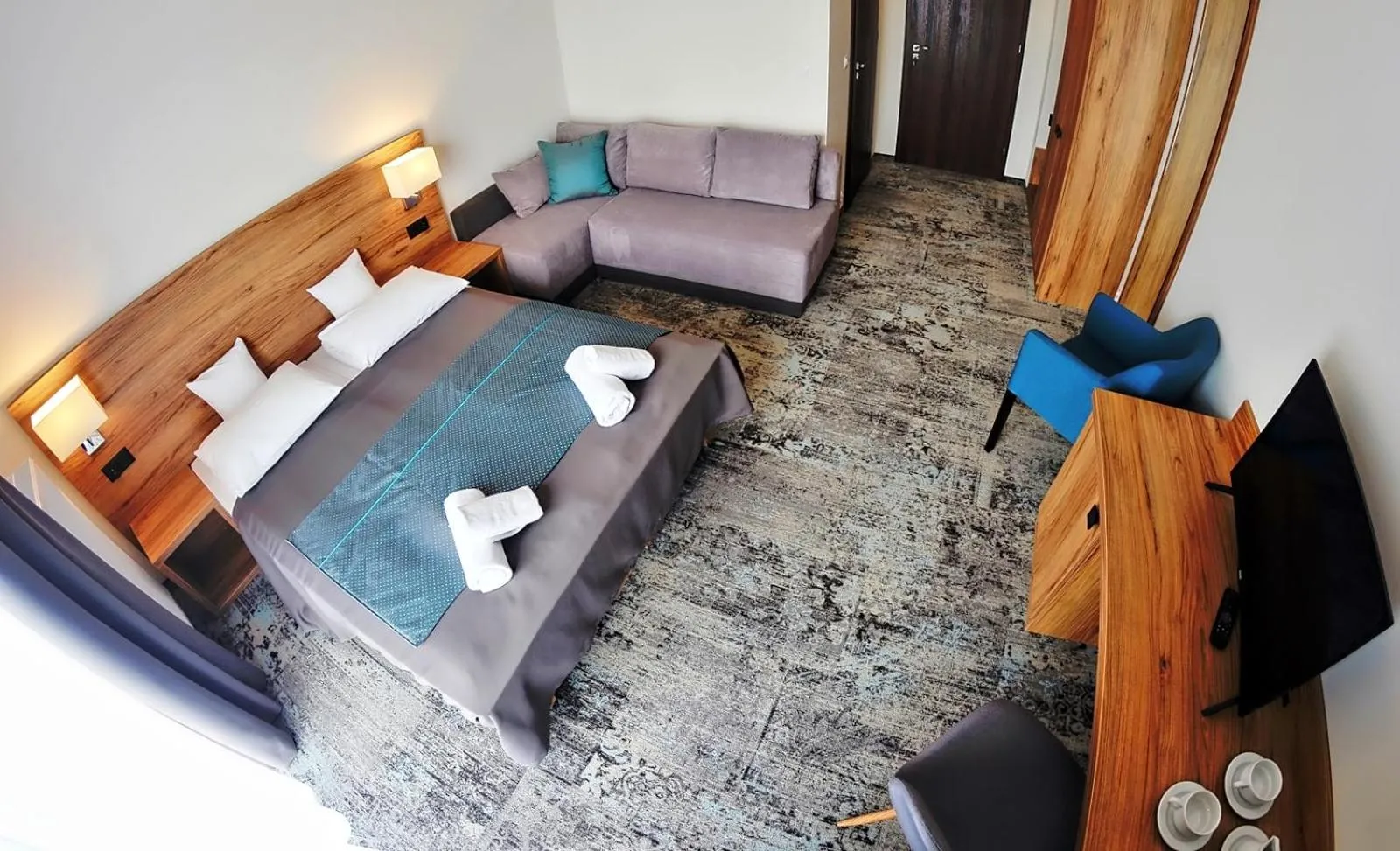 Photo of the whole room, Bed in Amberia
