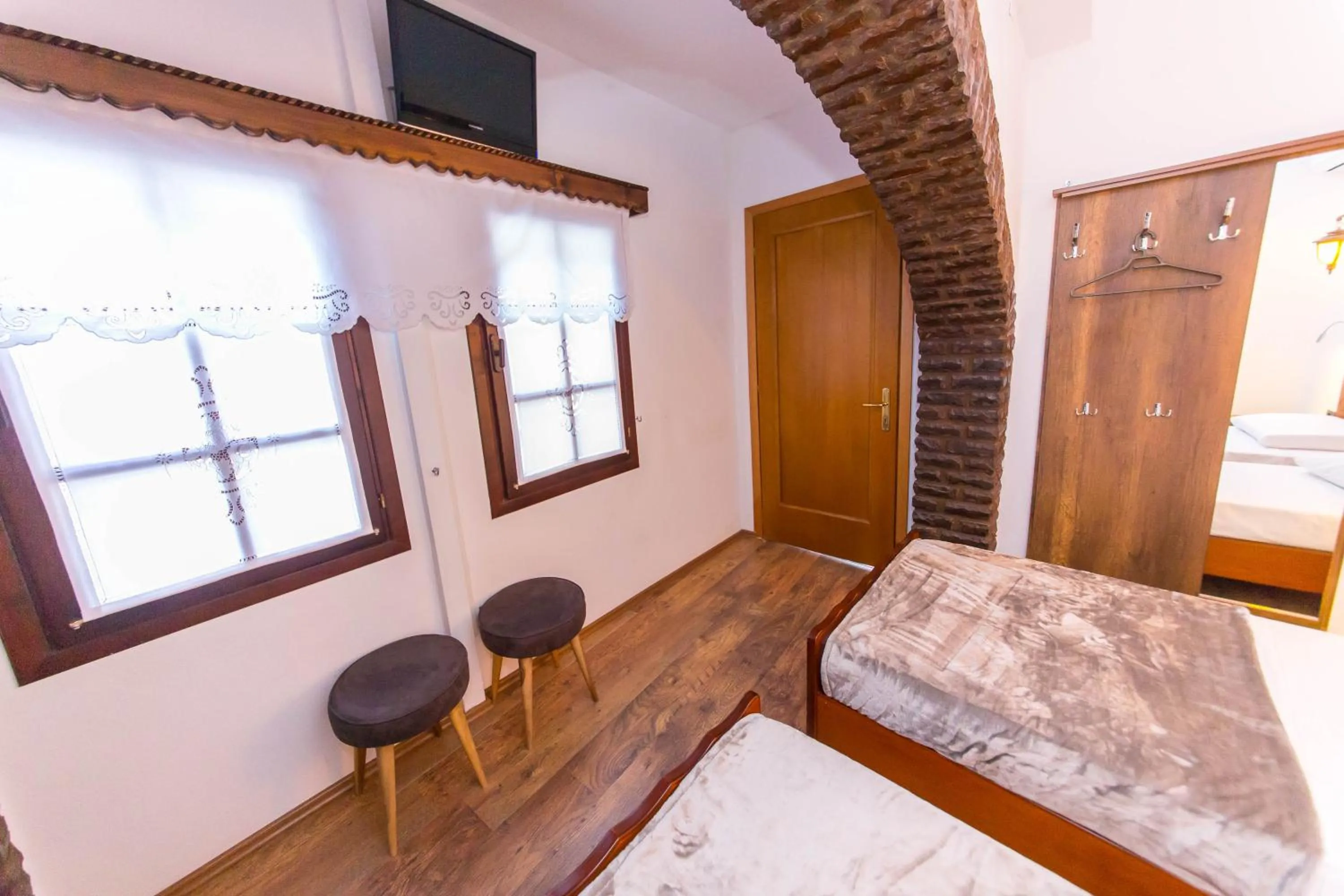 Bedroom, Bed in Heraklis Hotel