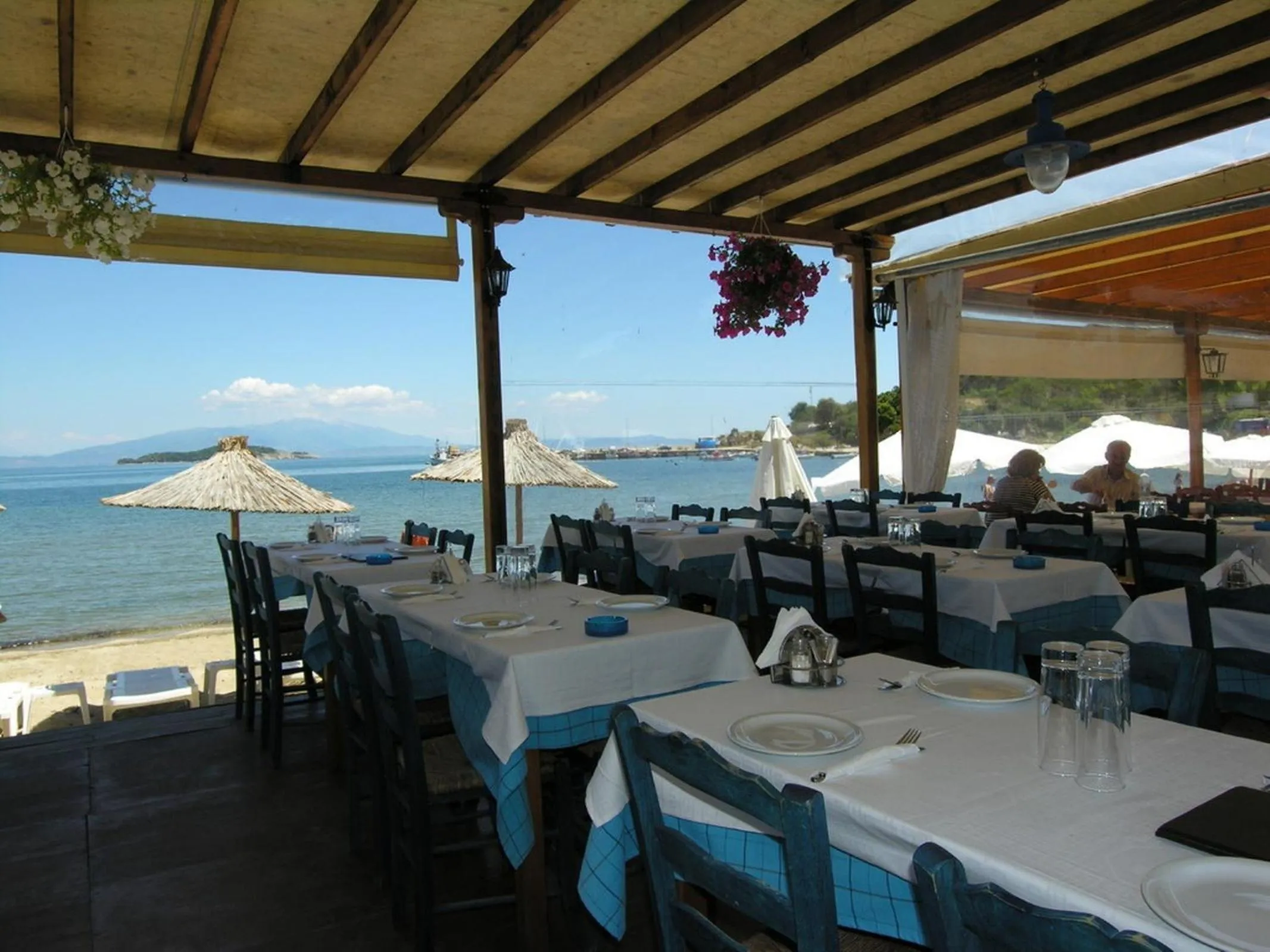 On-site shops in Olympic Hotel