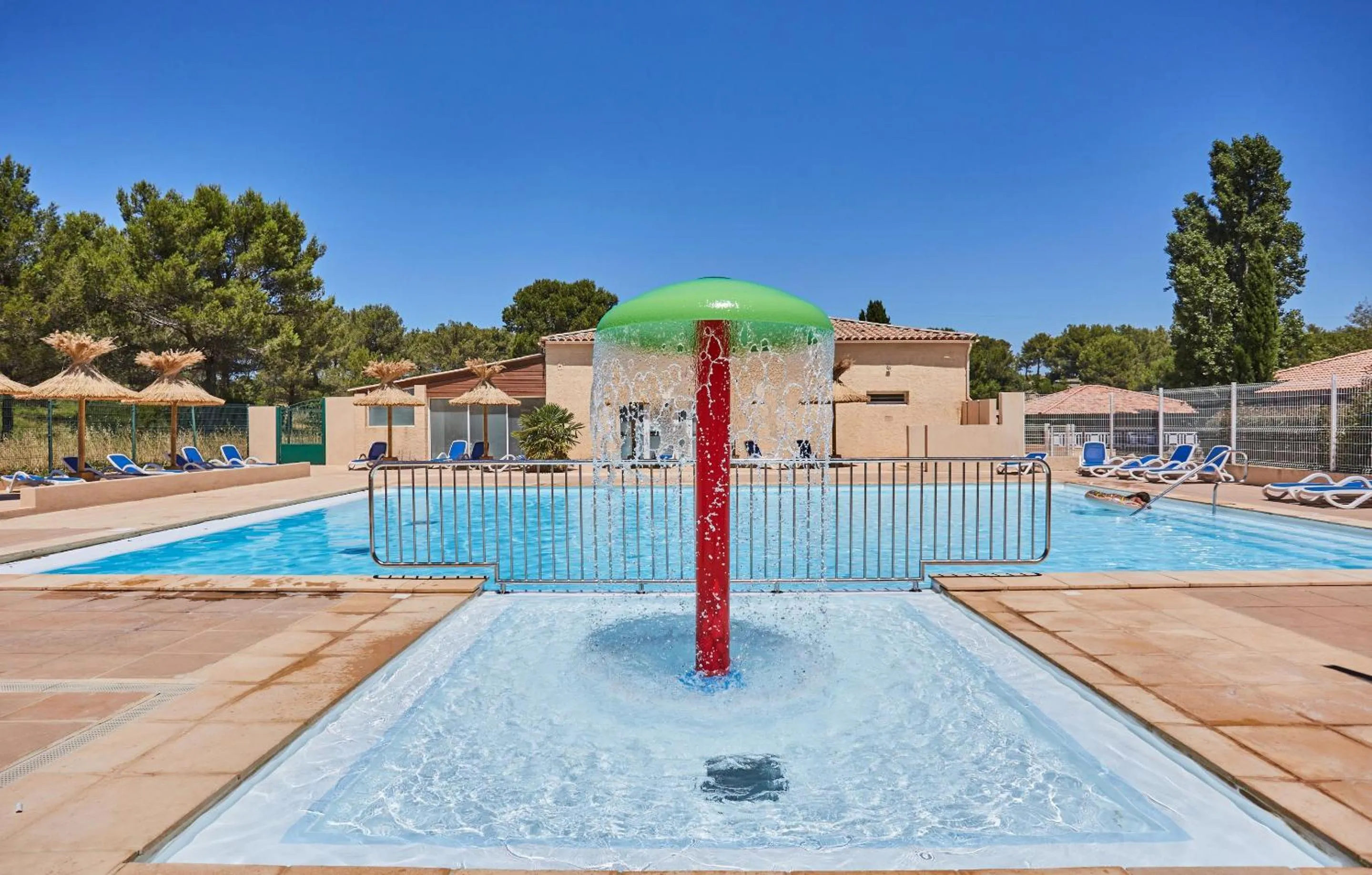 Swimming pool in Résidence Odalys Shangri-la