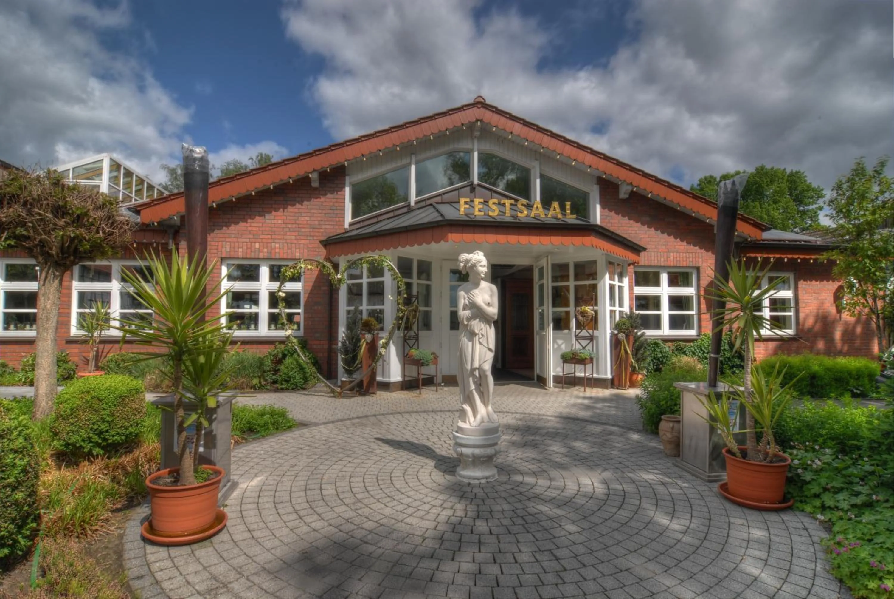 Facade/entrance in Hotel-Landrestaurant Schnittker