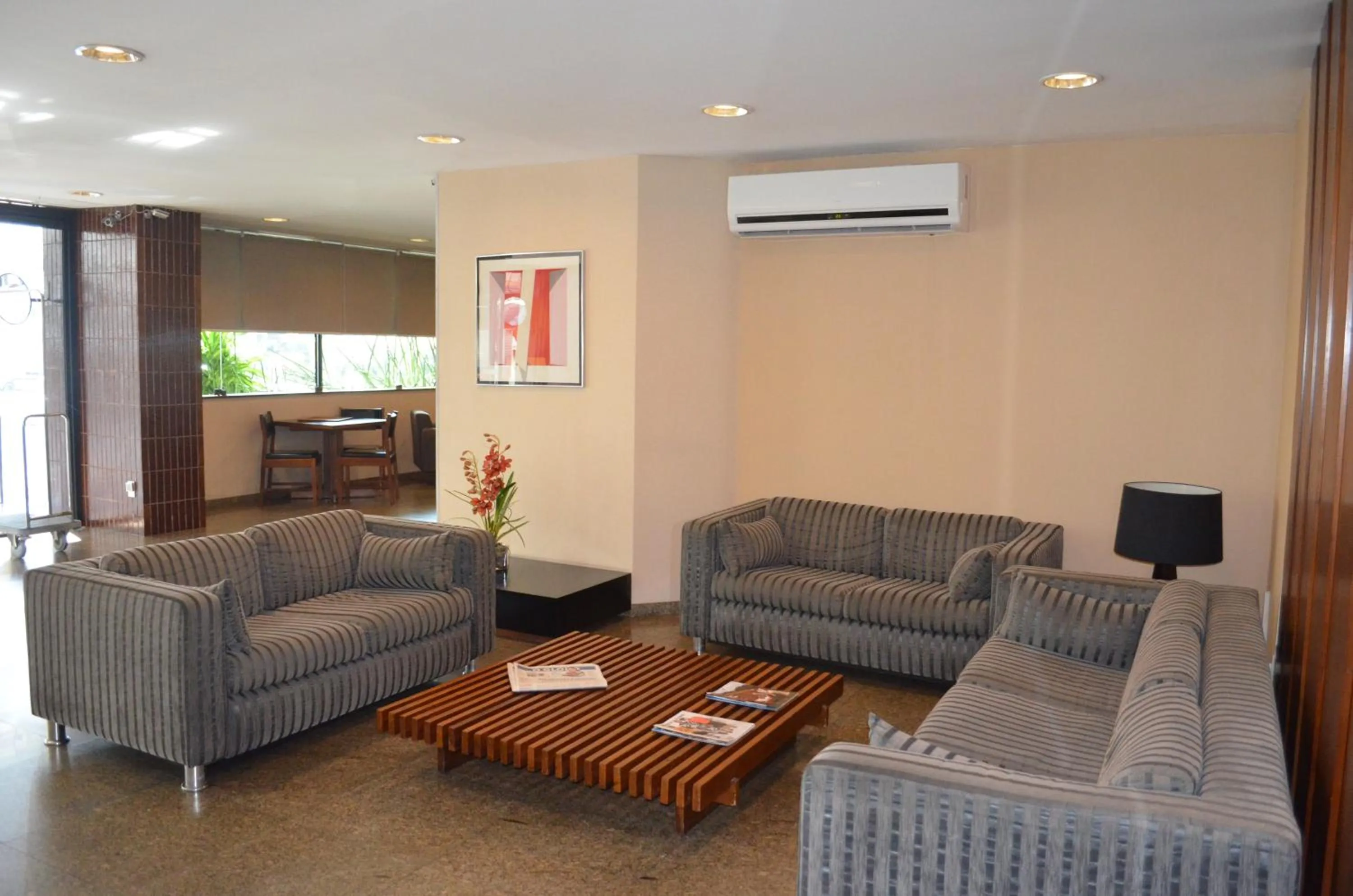 Lobby or reception in Niteroi Palace Hotel