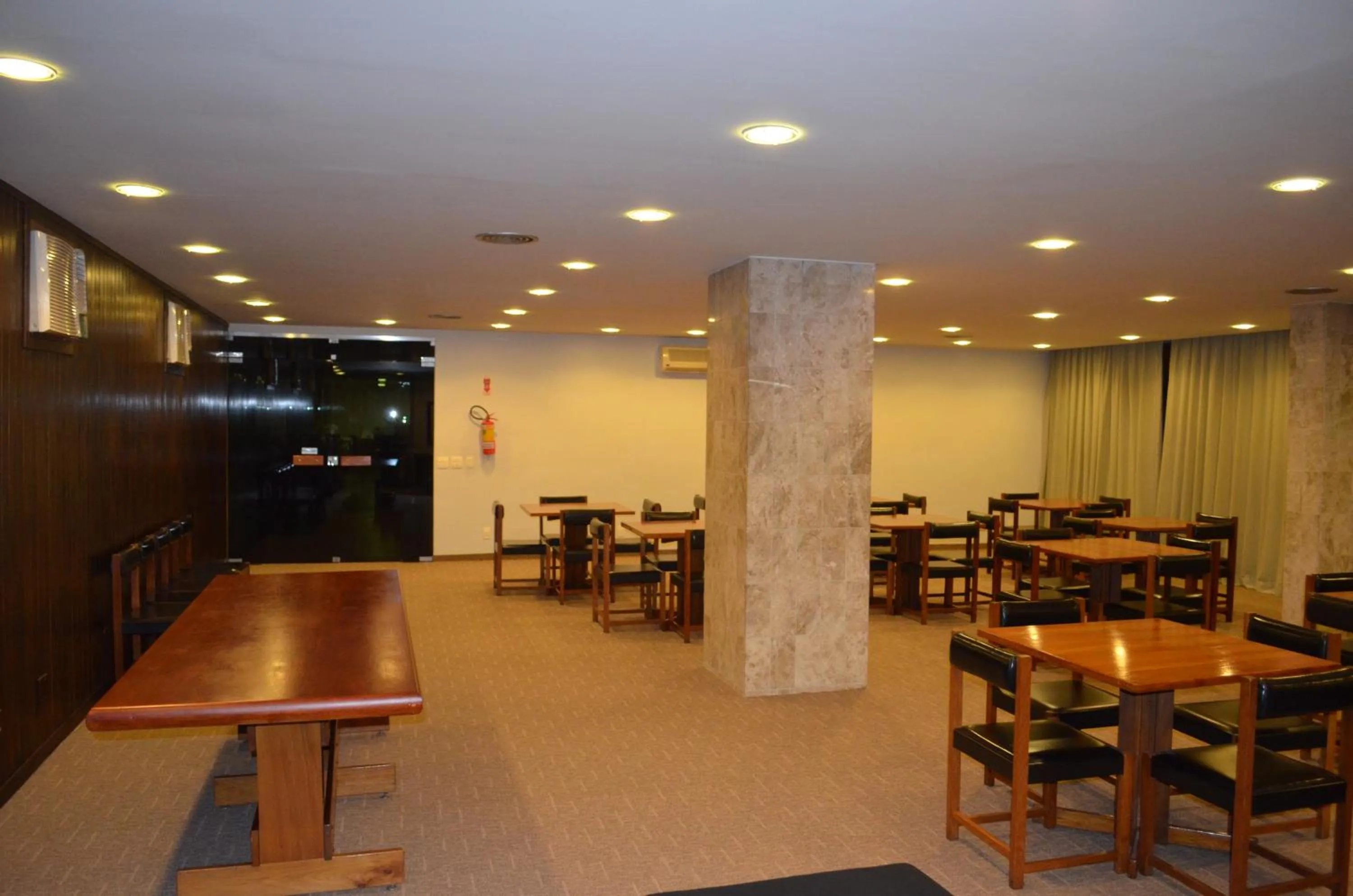 Meeting/conference room in Niteroi Palace Hotel