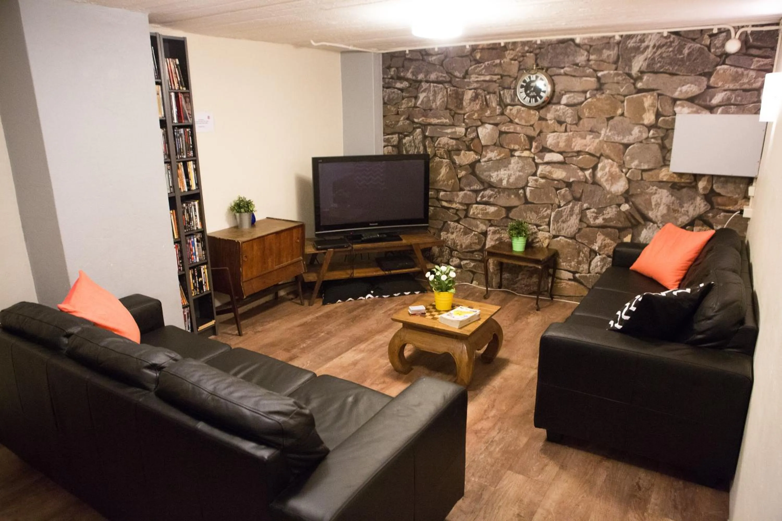 Living room in Flying Pig Downtown