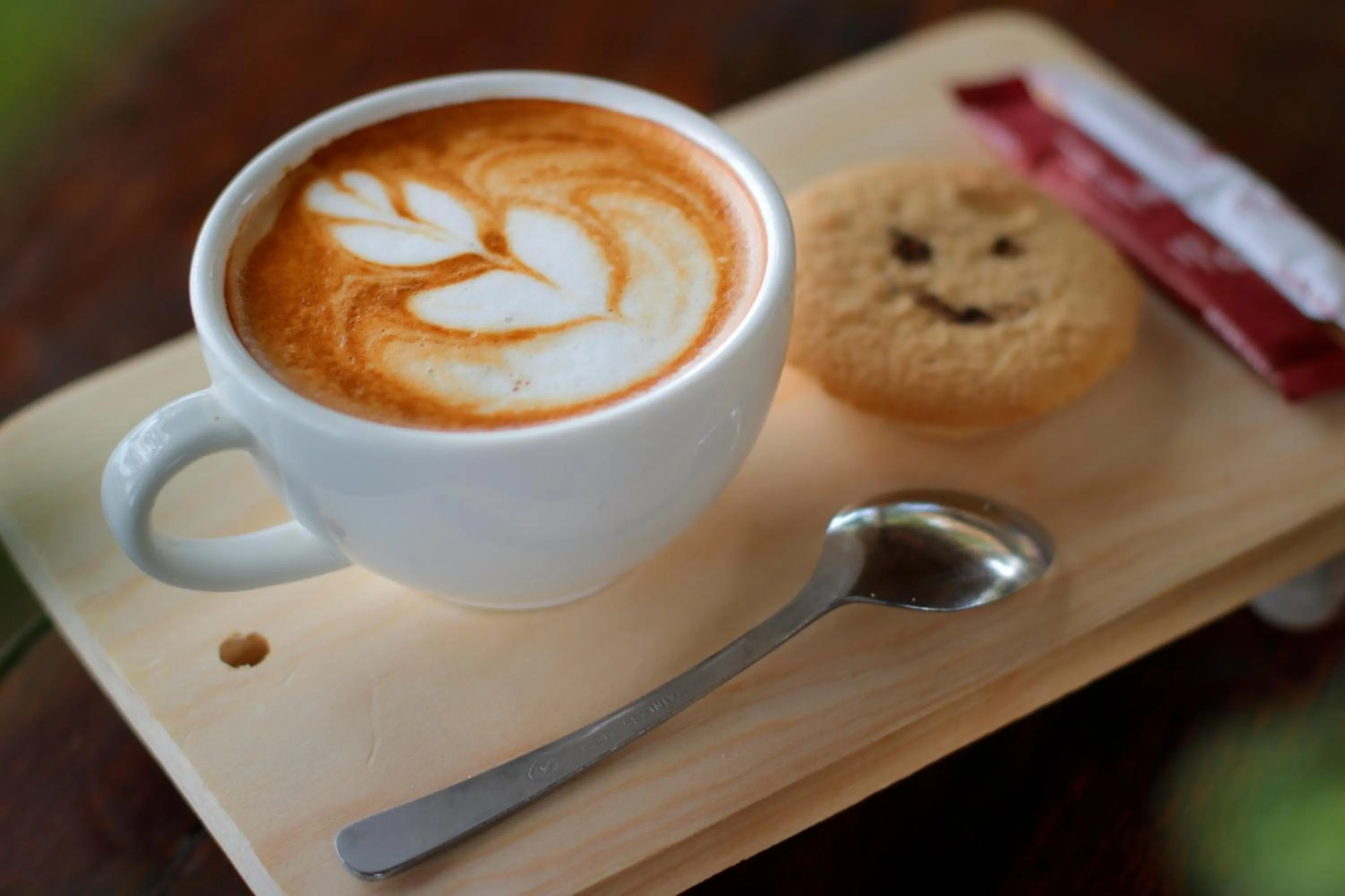 Restaurant/places to eat in Inna Sindhu Beach Hotel & Resort