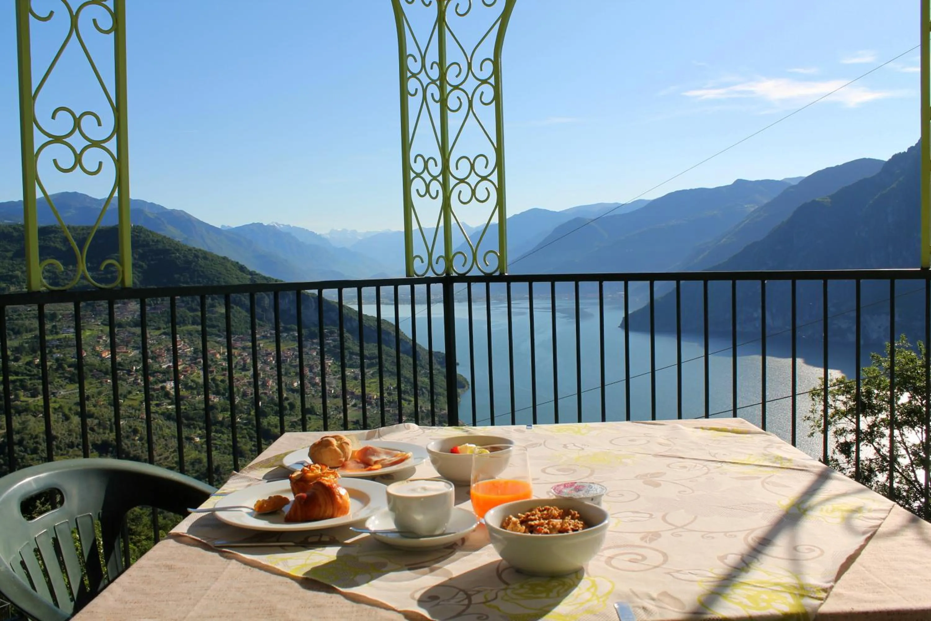 Restaurant/places to eat in Hotel Poggio d'Oro