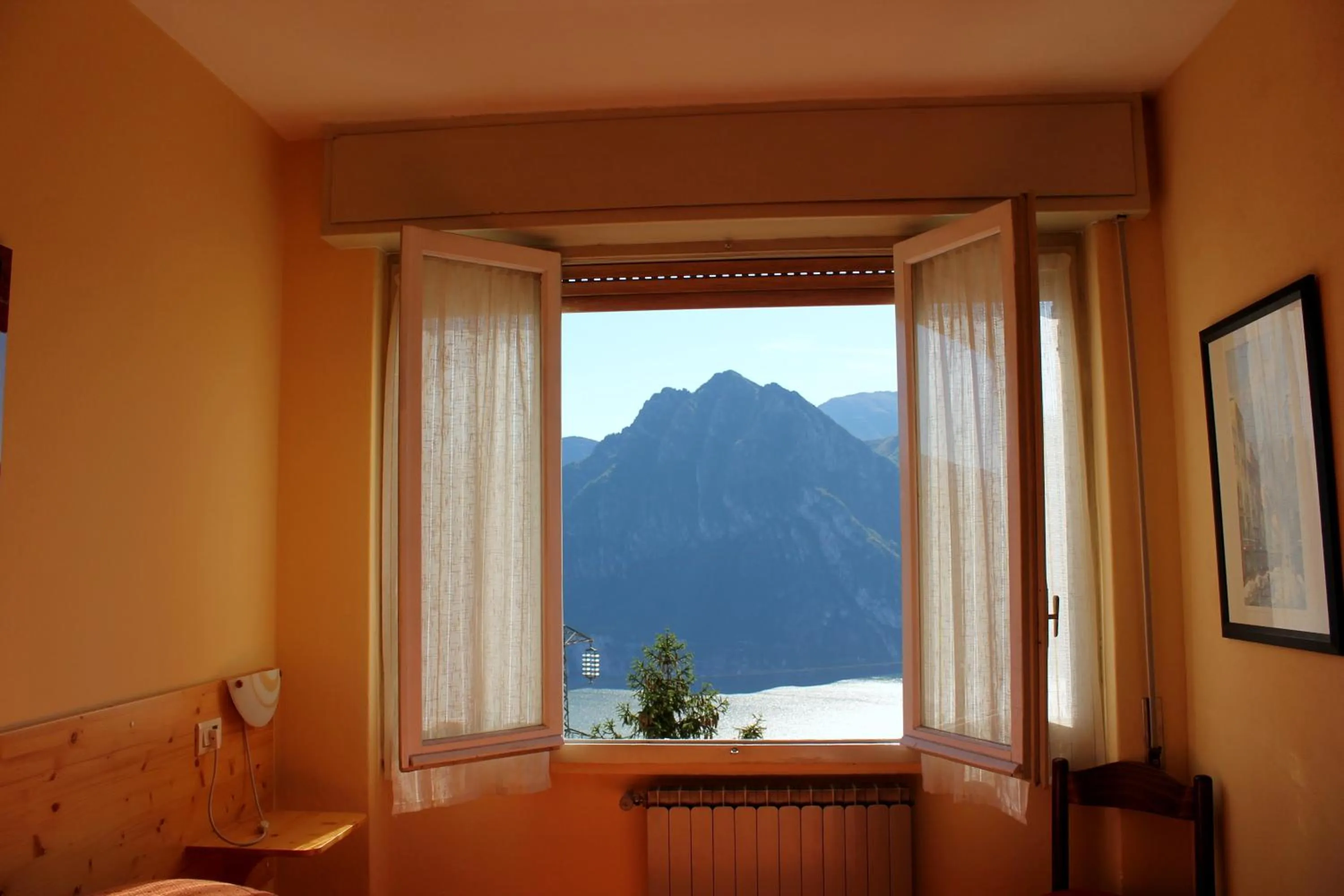 Lake view in Hotel Poggio d'Oro