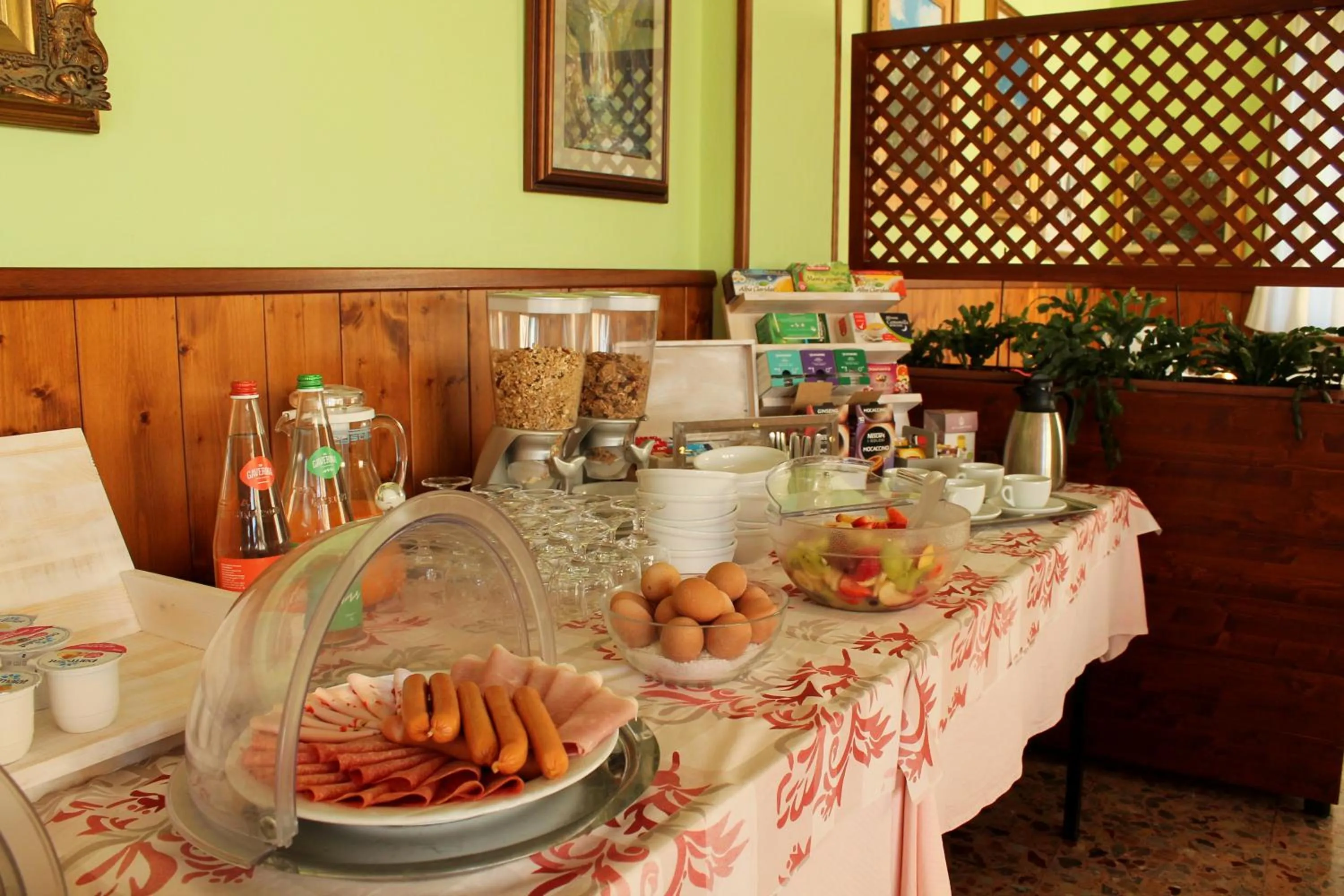 Continental breakfast in Hotel Poggio d'Oro