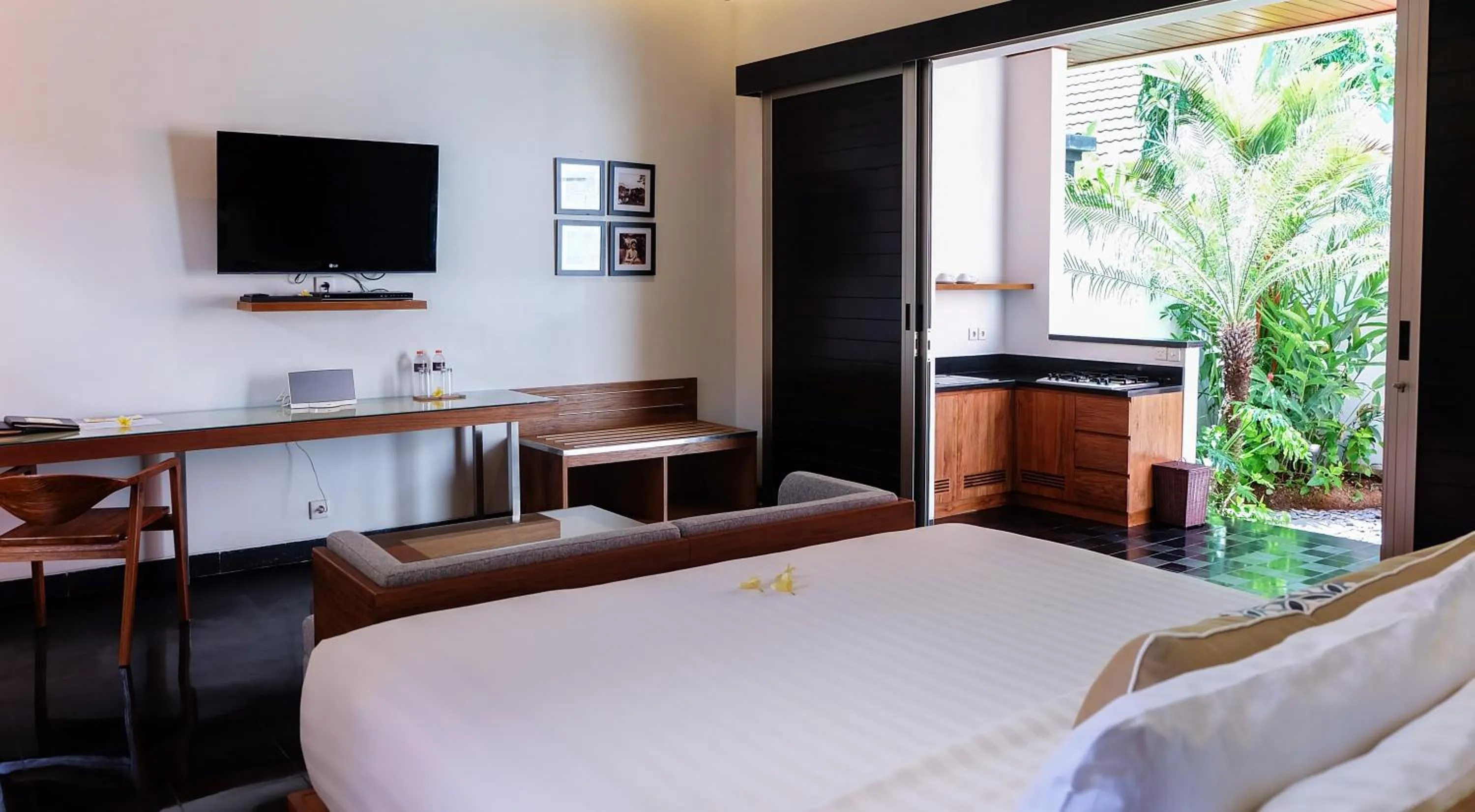 Bedroom, Bed in Sun Island Boutique Villas & Spa Seminyak
