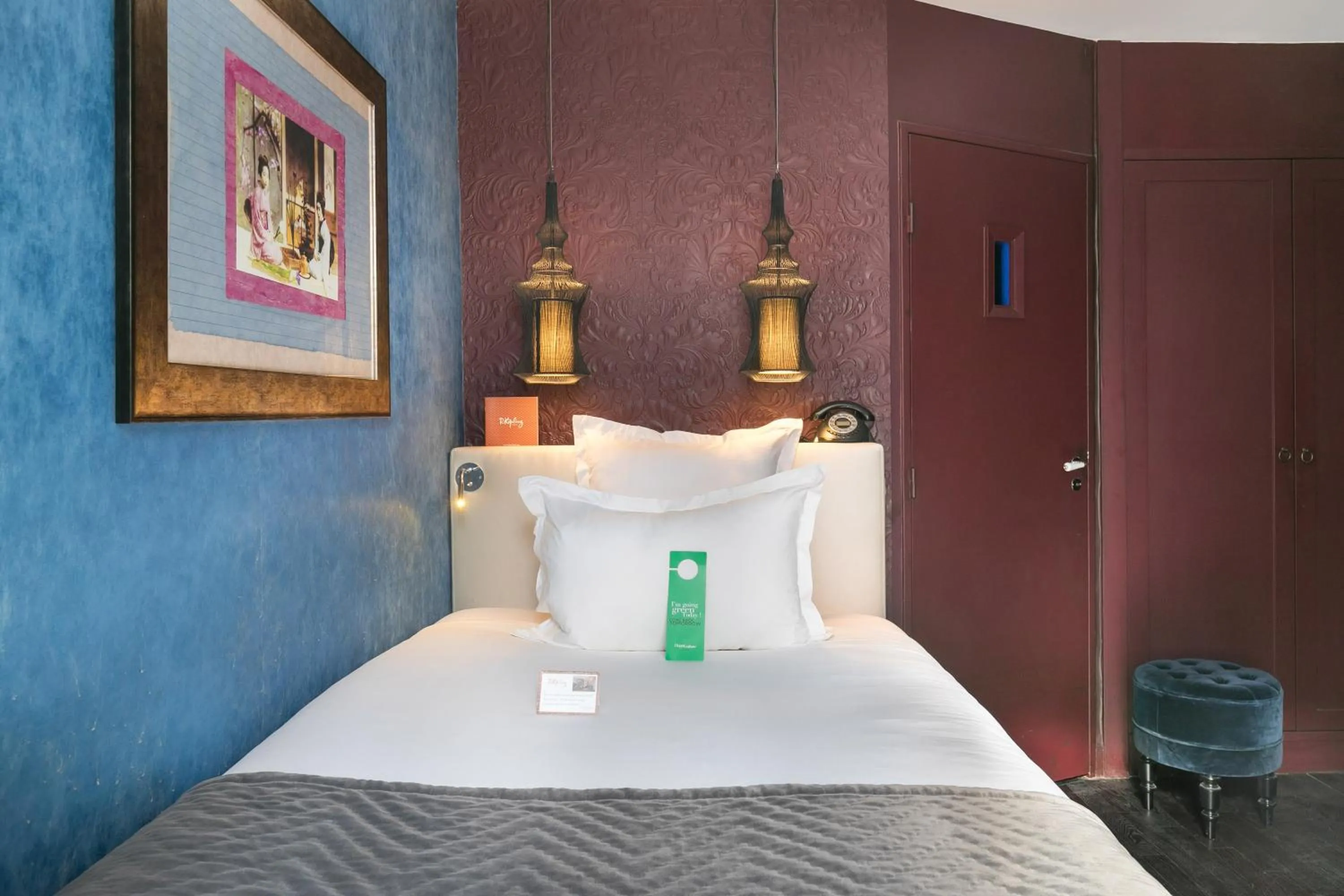 Bed in R. Kipling by Happyculture