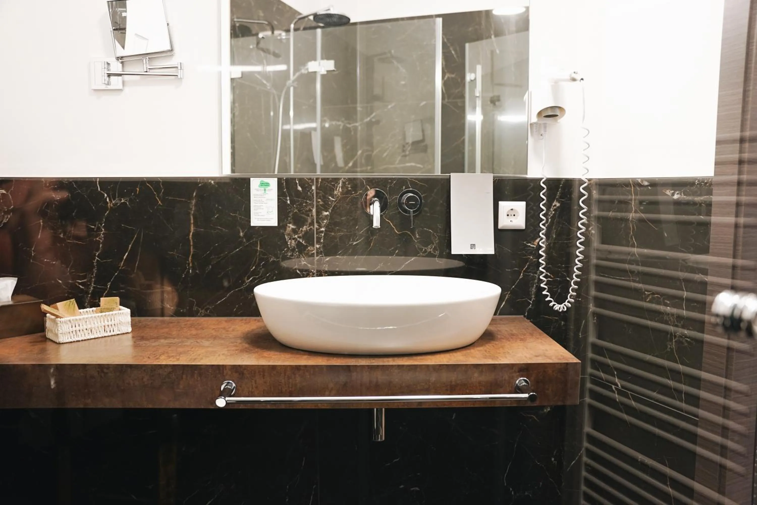 Bathroom in Outlet Hotel