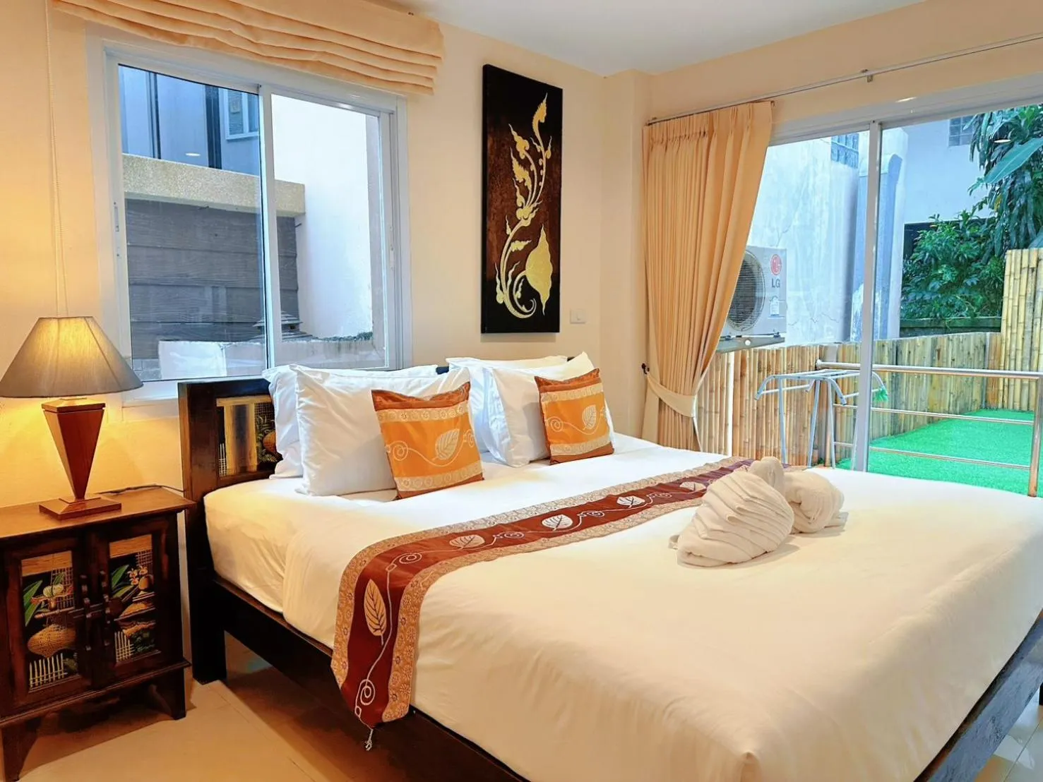 Property building, Bed in Seeka Boutique Resort