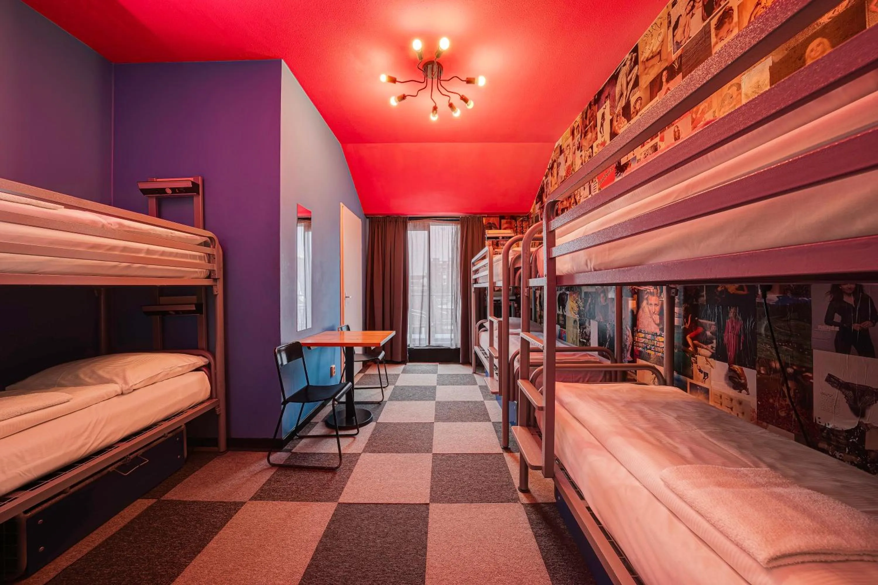 Bed in St Christopher's Inn Amsterdam - The Winston