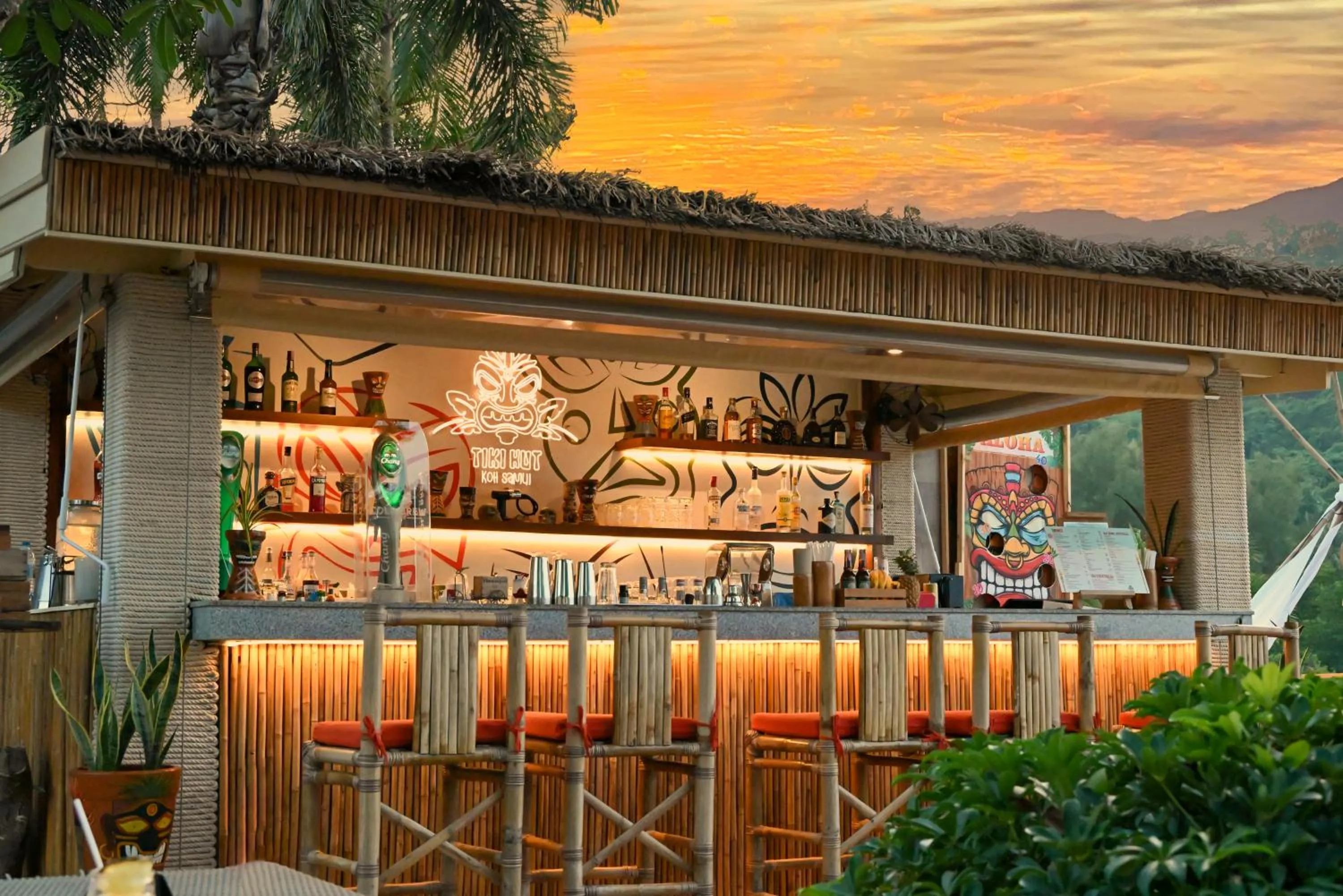 Lounge or bar in Avani Plus Samui Resort