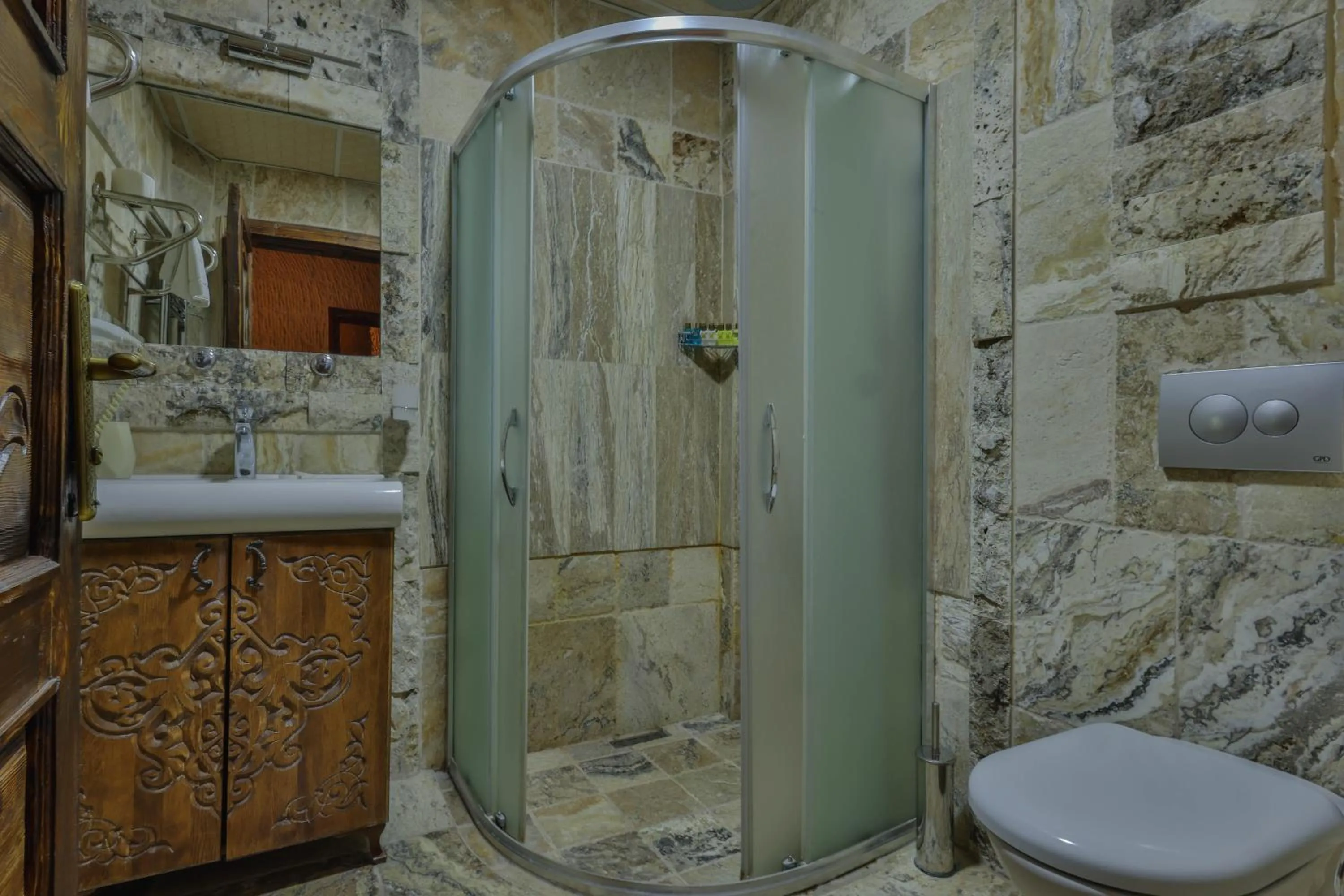 Shower in Feel Cappadocia Stone House