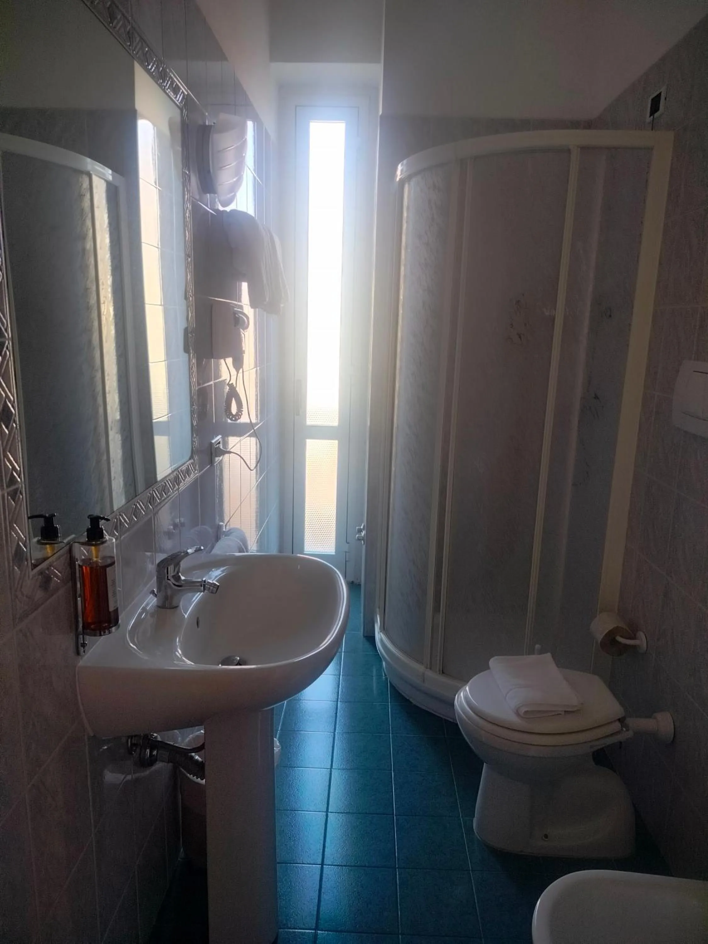 Bathroom in Hotel Centrale