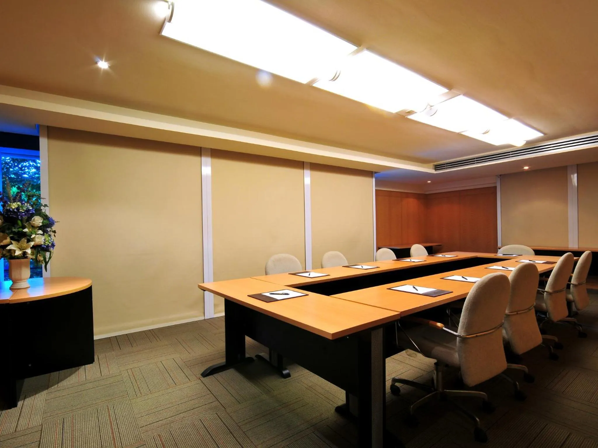 Business facilities in Le Siam Hotel Silom Bangkok by PCL