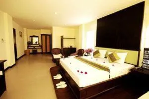 Photo of the whole room, Bed in Royal Nakara Ao Nang