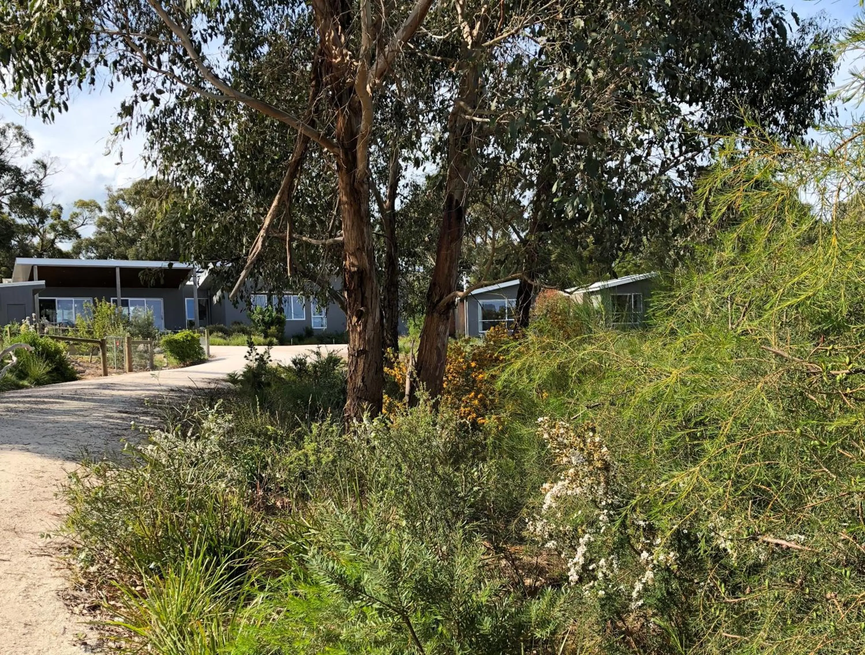 Property building in Messmates Luxury Eco Suites