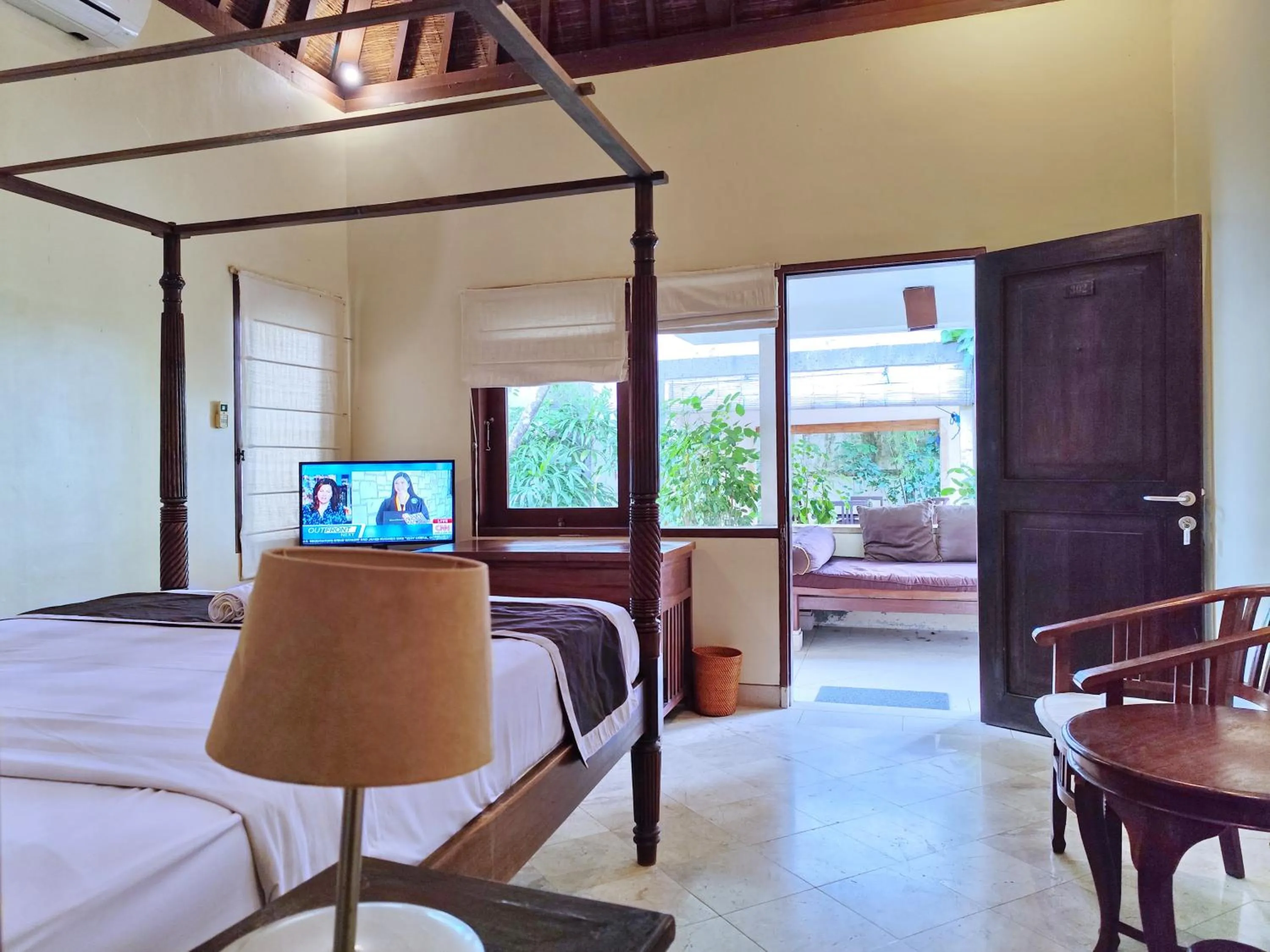 Bed in Villa Diana Bali