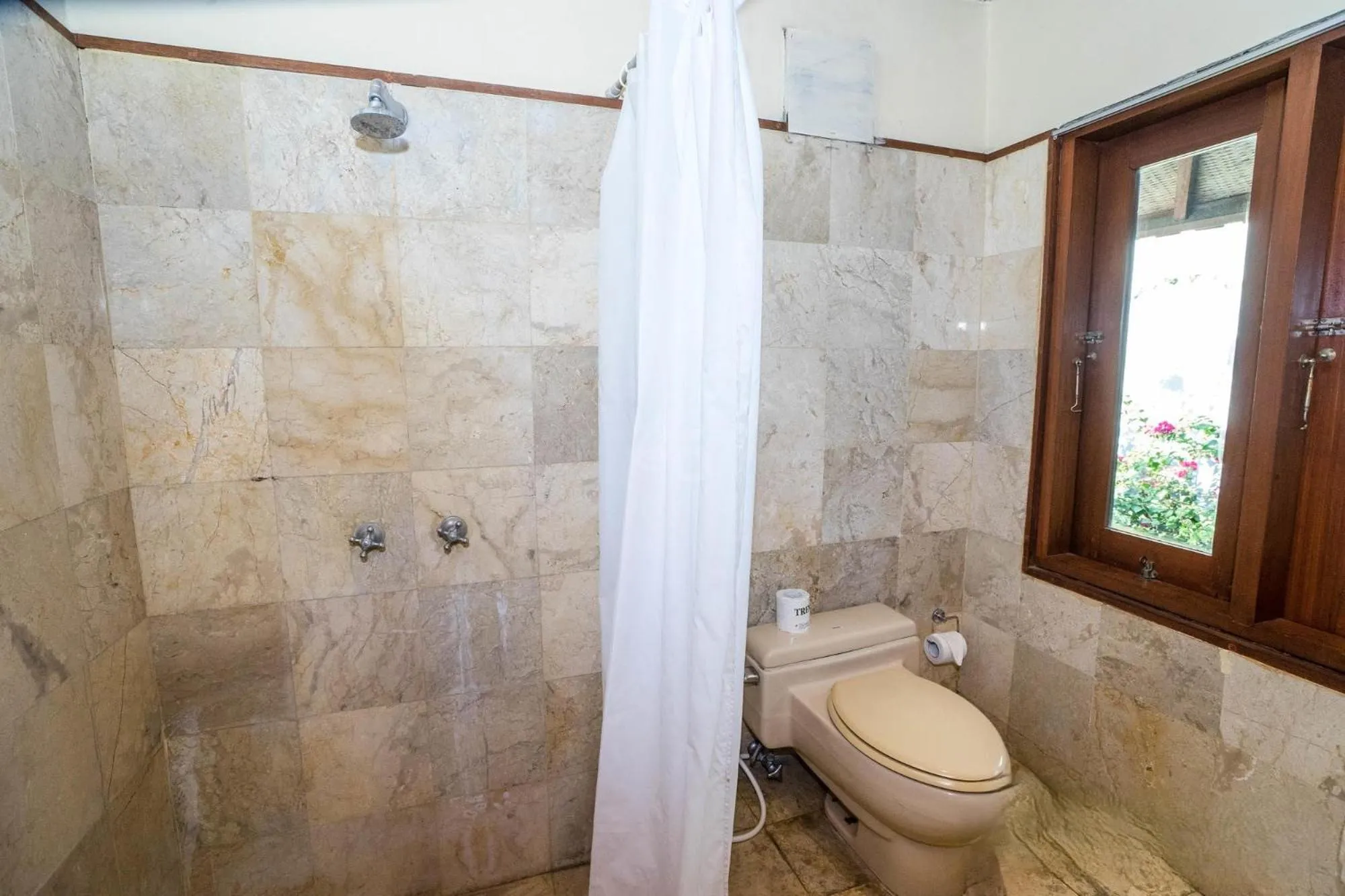 Shower in Villa Diana Bali