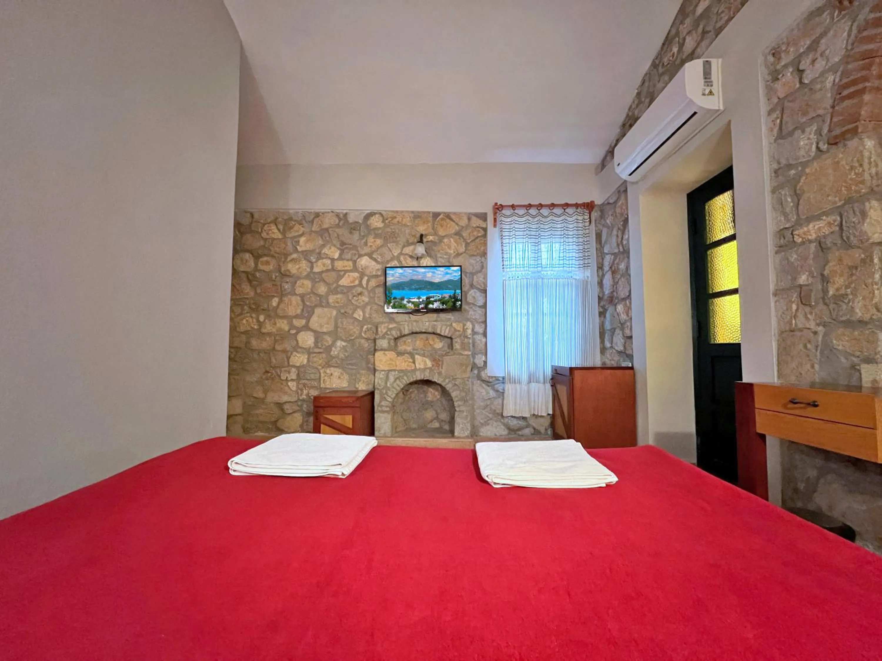 Photo of the whole room, Bed in Symbola Oludeniz Beach Hotel