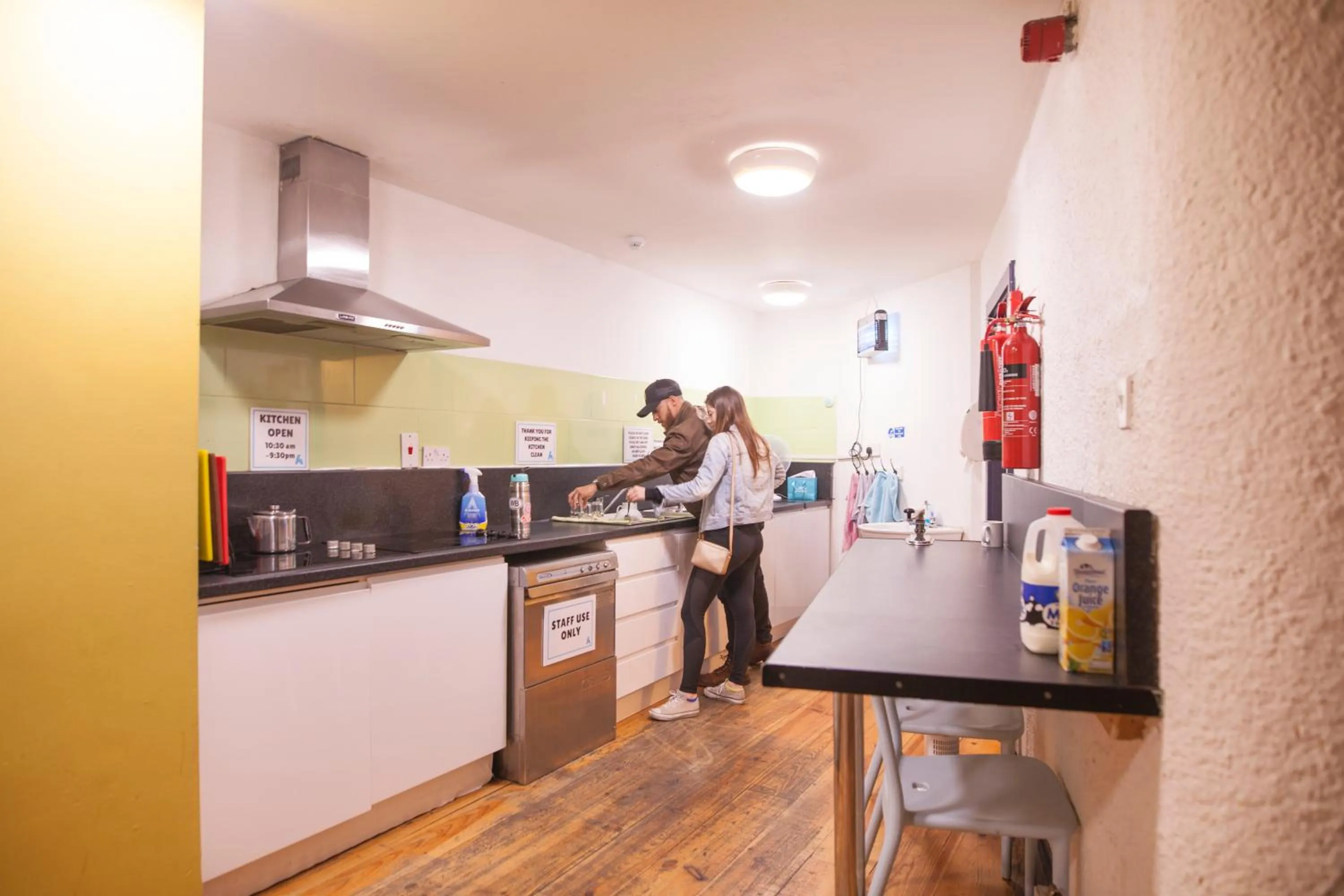 Communal kitchen in Ashfield Hostel