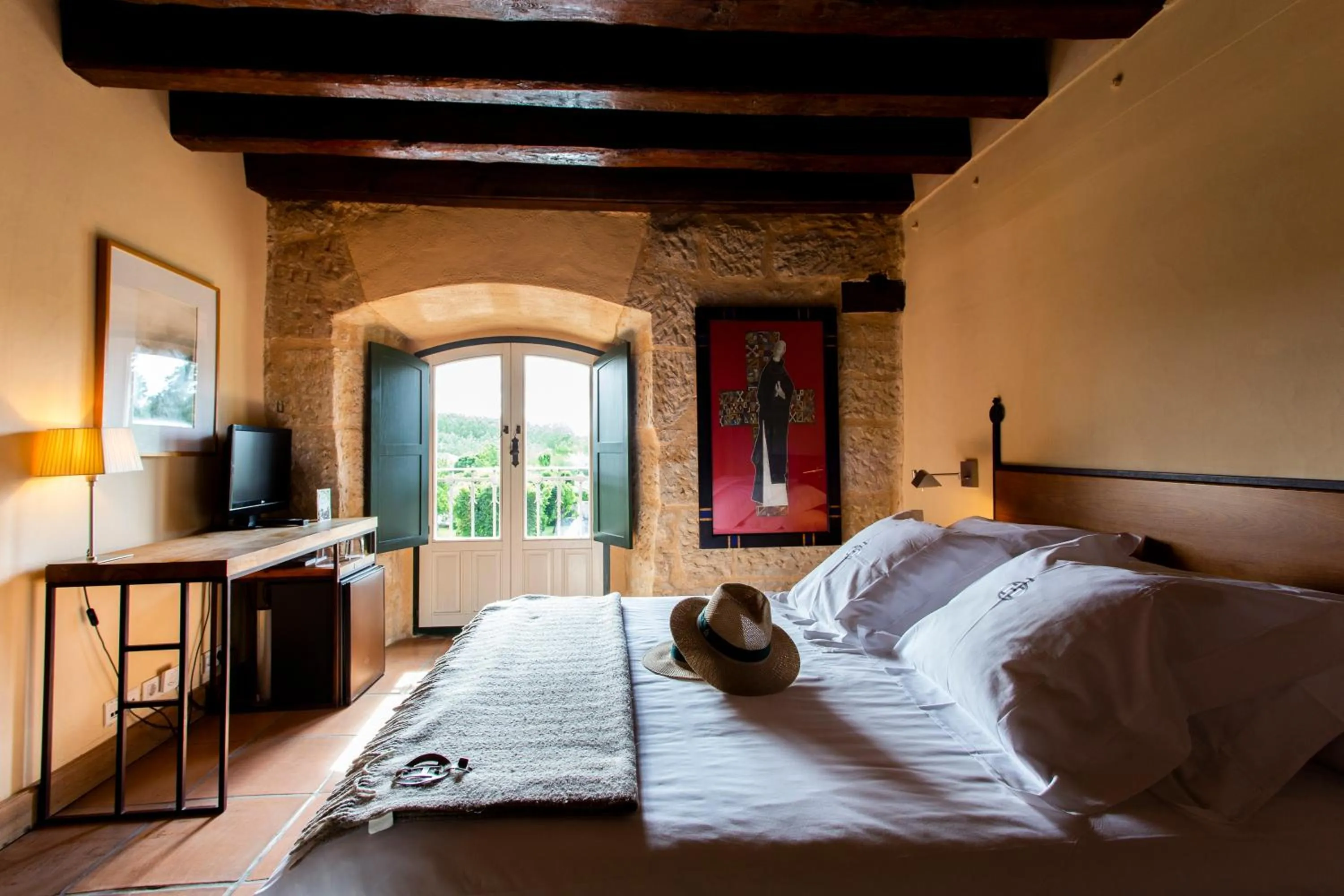 Bed in Hacienda Zorita Wine Hotel & Spa - Small Luxury Hotels