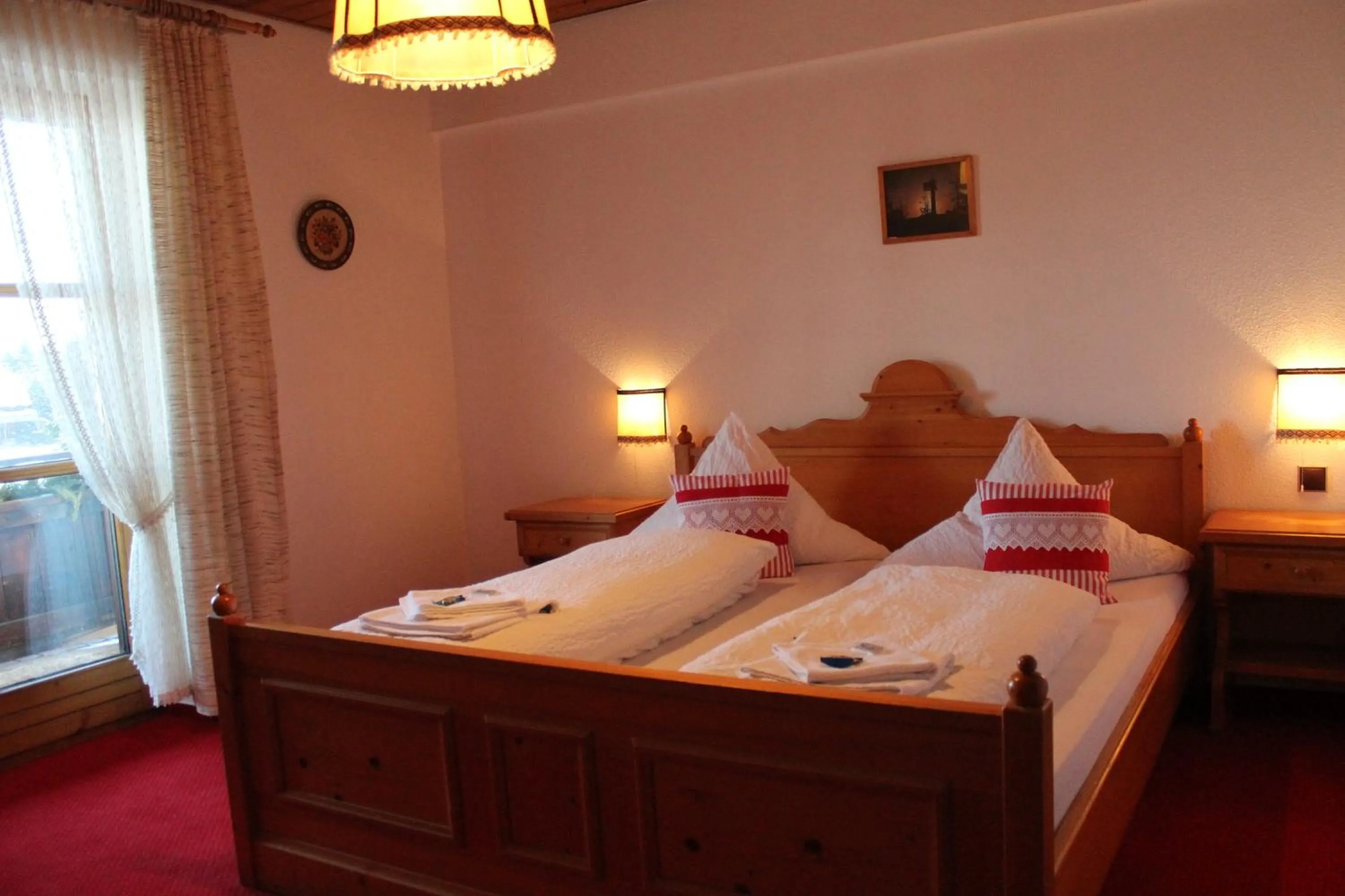 Bedroom, Bed in Hotel Schäfflerhof