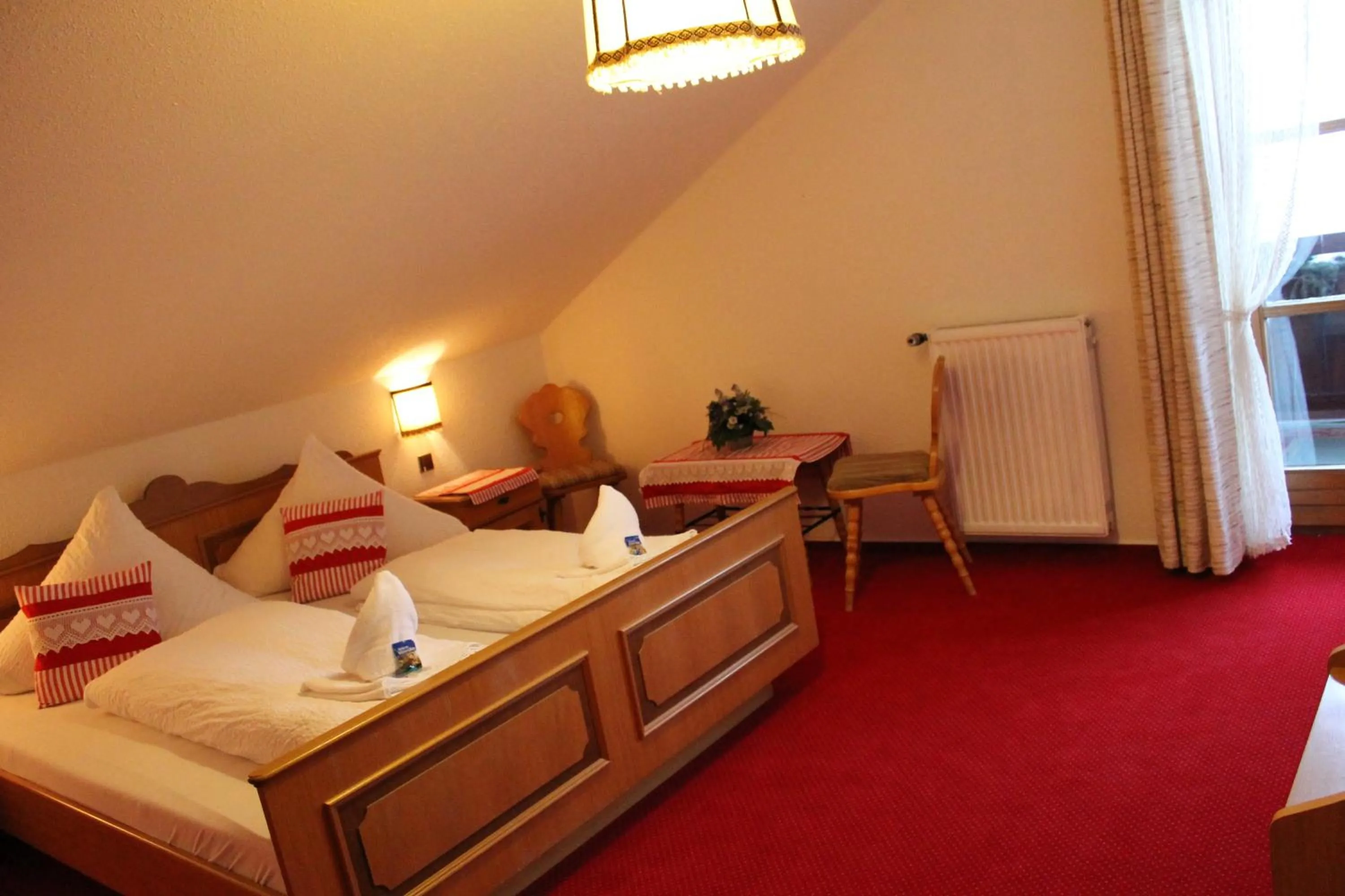 Bedroom, Bed in Hotel Schäfflerhof